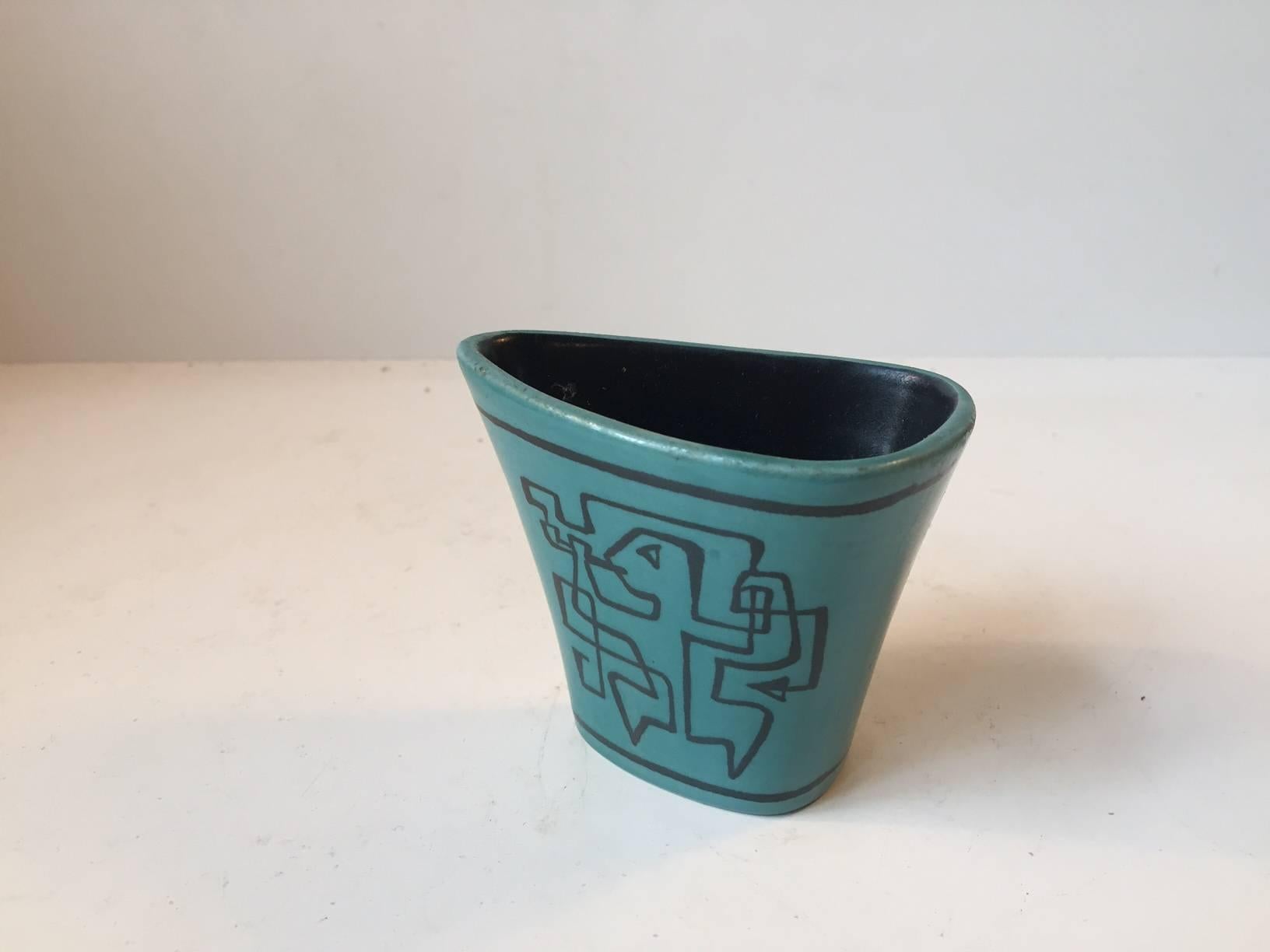 Vernissé Vase en poterie d'avant-garde 