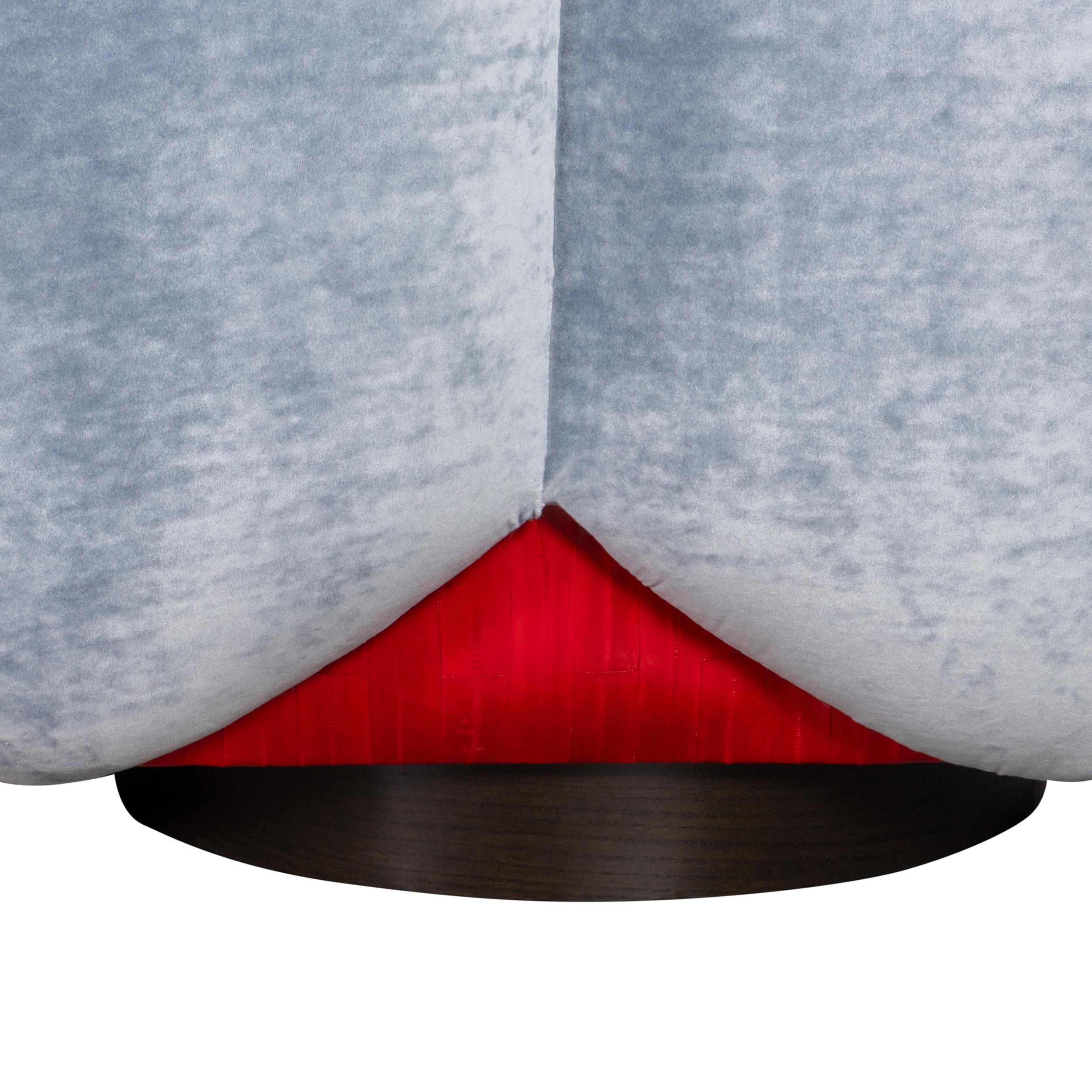 Sofá Avant-Garde con respaldo Jumbo Channel de terciopelo azul claro triturado en venta 5