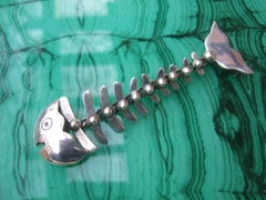 Avant Garde Sterling Articulated Fish Brooch circa 1980s