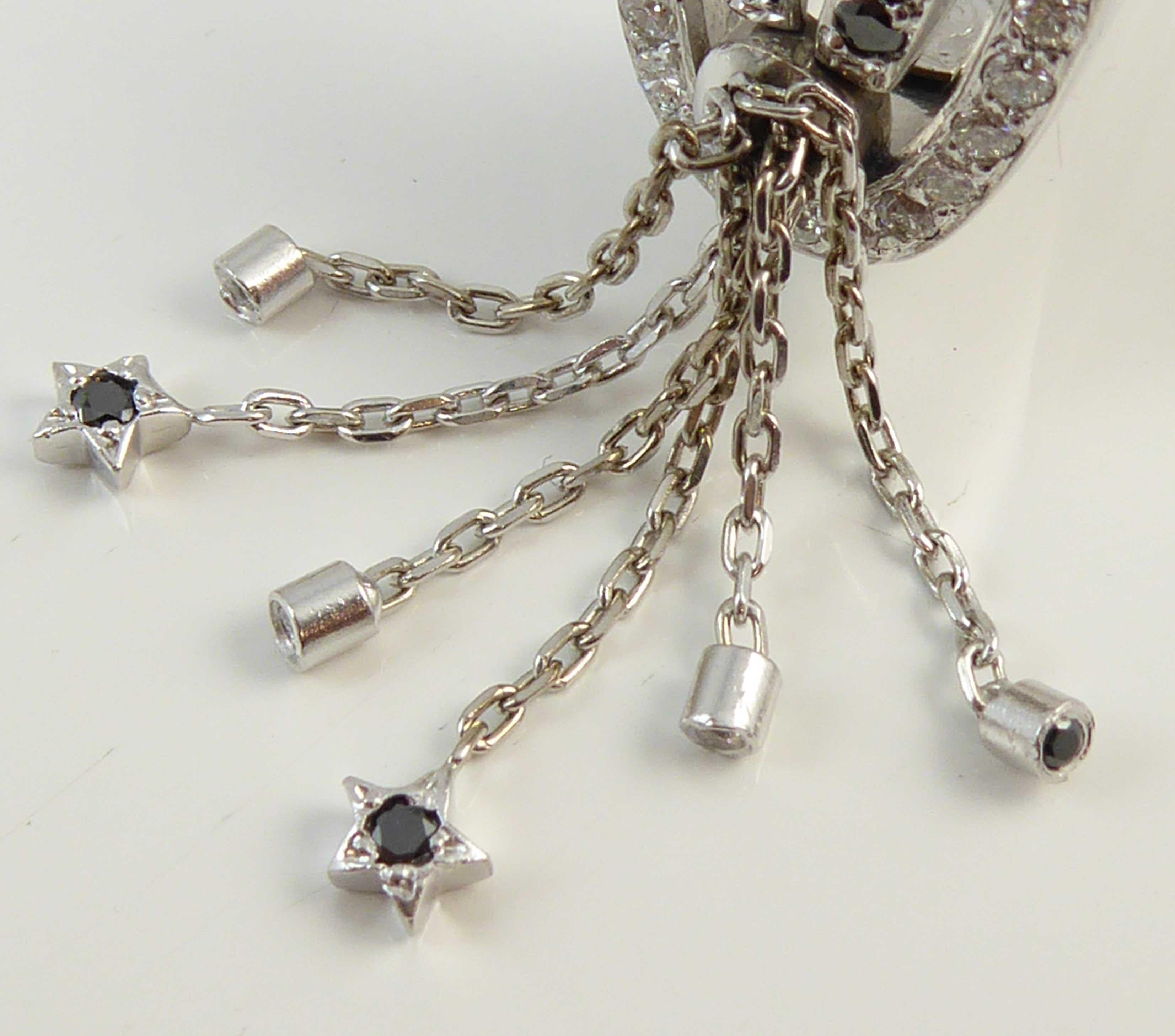 Round Cut Contemporary Black Diamond and White Diamond Fashion Dress Ring, 18 Carat Gold