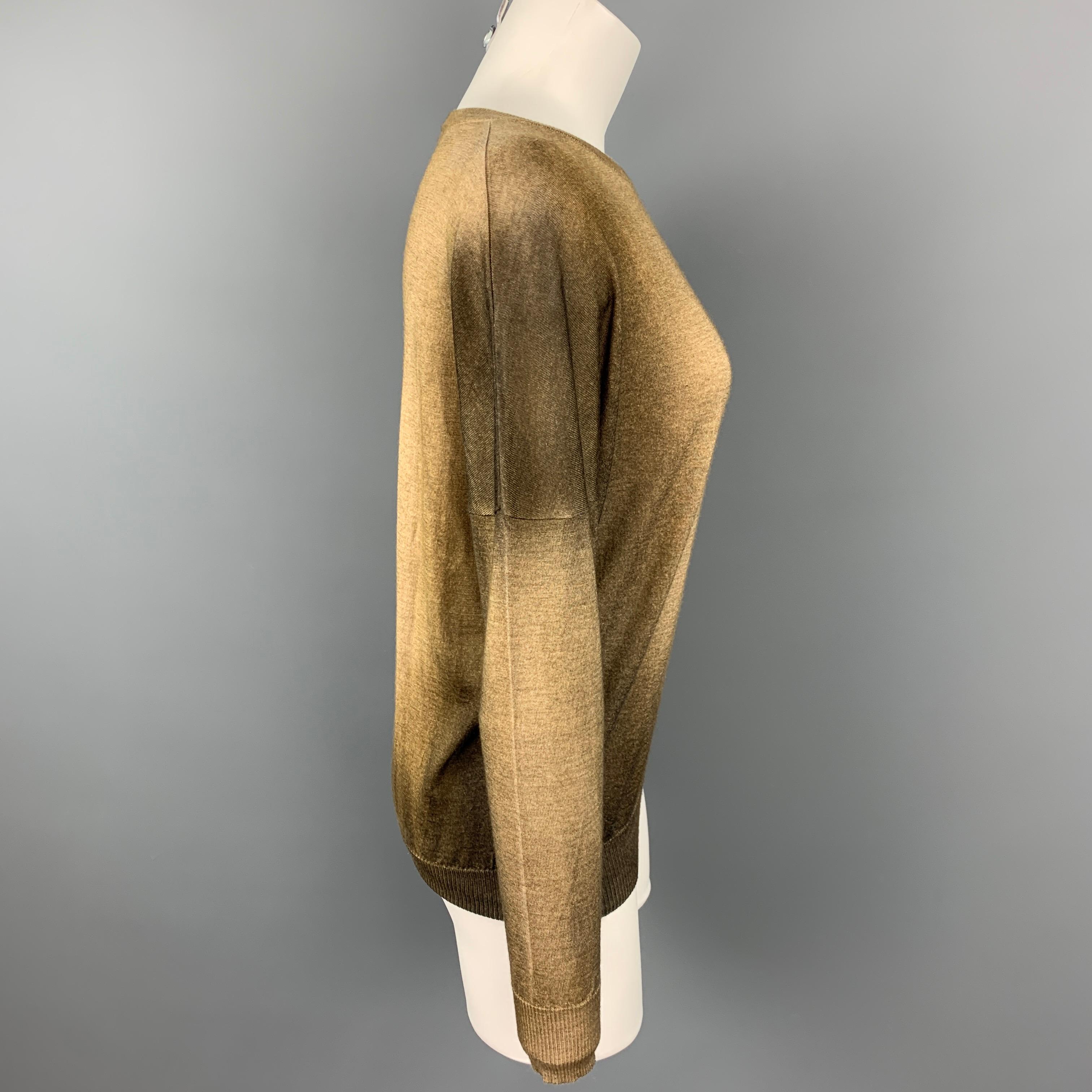 AVANT TOI pullover comes in a brown & tan ombre cashmere / silk featuring a crew-neck. 

Very Good Pre-Owned Condition.
Marked: 38
Original Retail Price: $620.00

Measurements:

Shoulder: 18 in.
Bust: 46 in.
Sleeve: 17 in.
Length: 24.5 in.

