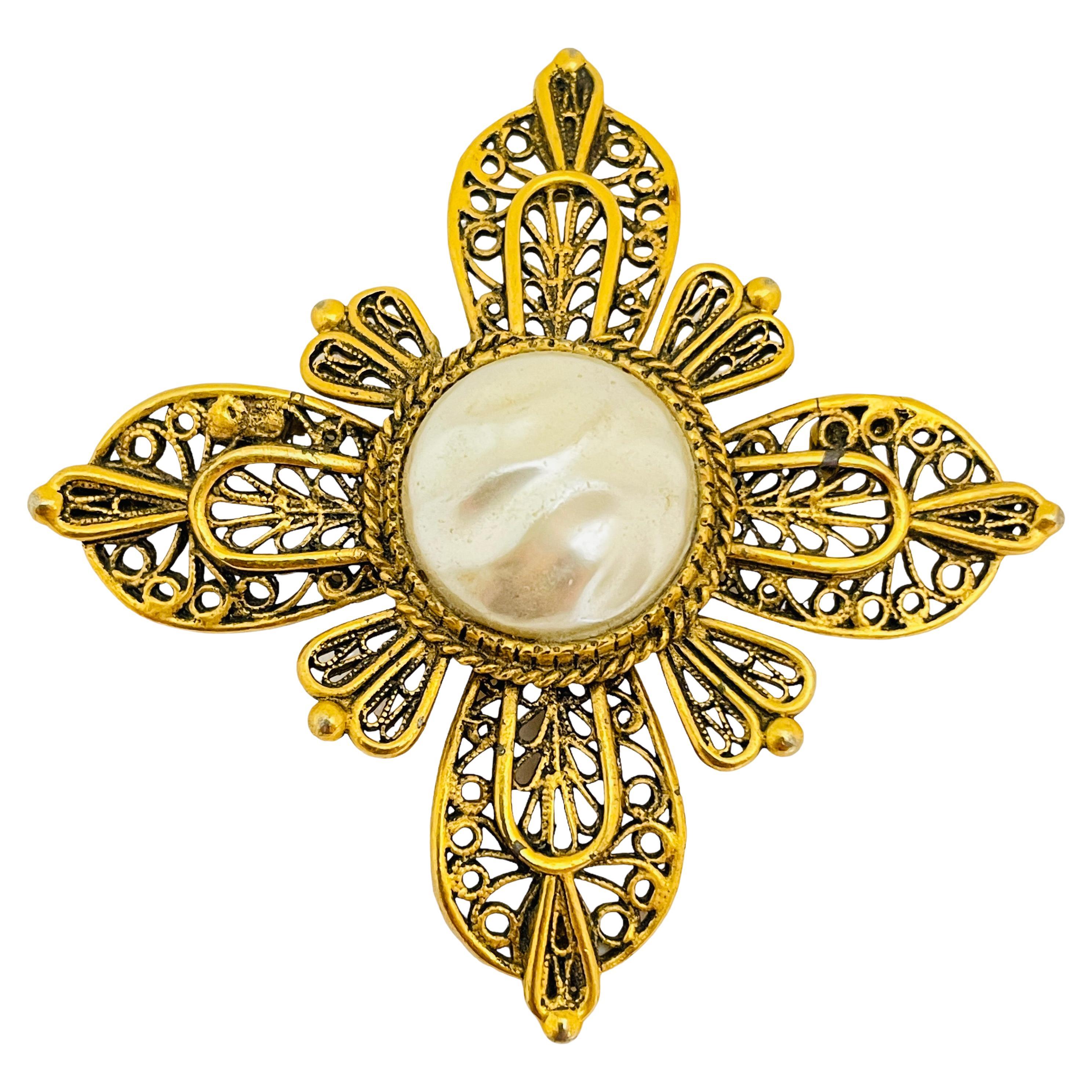 AVANTE signiert Gold Ton Perle Malteser Kreuz Designer Brosche