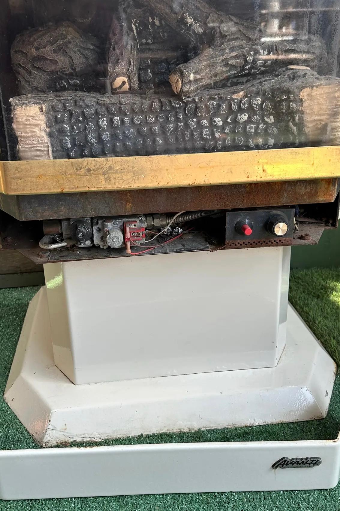 Cheminée à gaz Avanti en vente 3