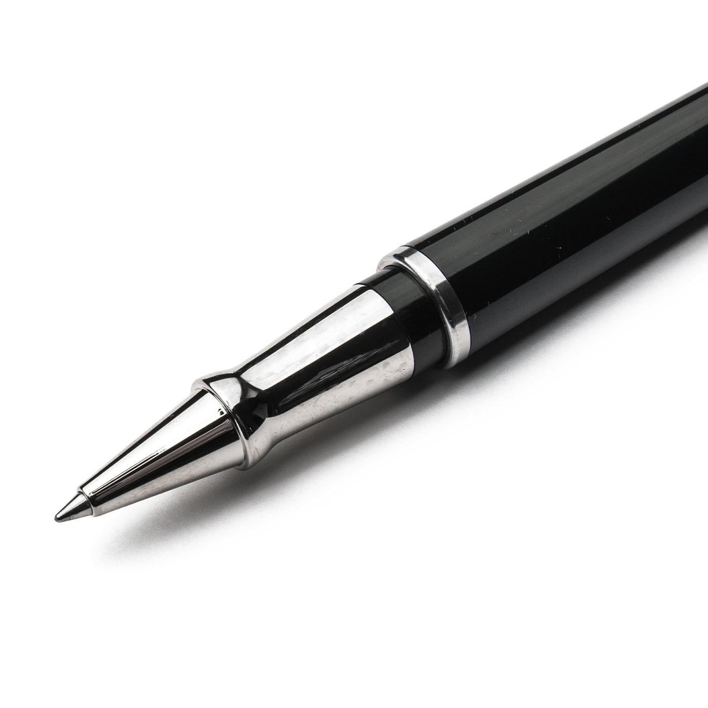 Avatar UR Black Fountain Pen In New Condition For Sale In Milan, IT