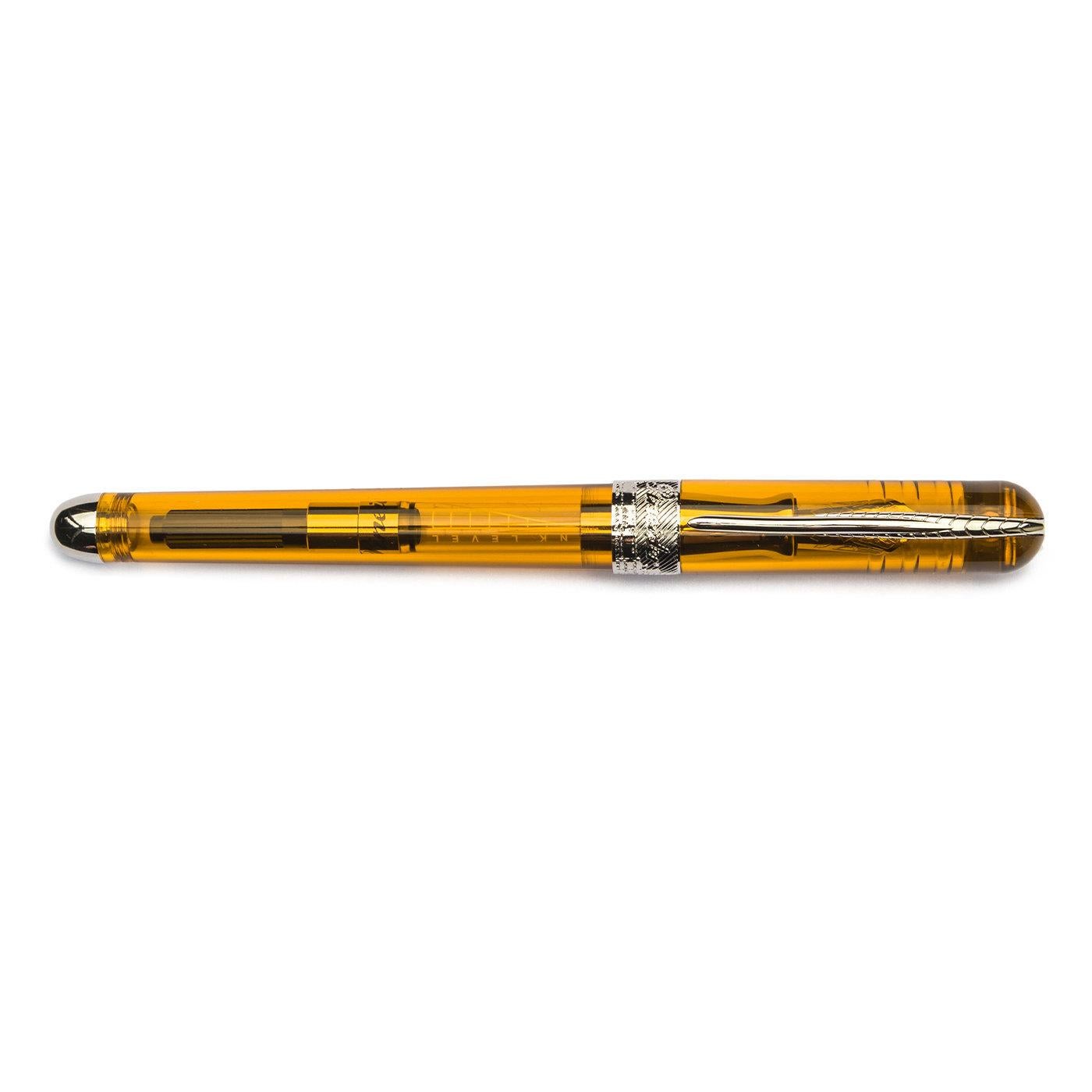 Avatar UR Demo Amber Fountain Pen In New Condition For Sale In Milan, IT