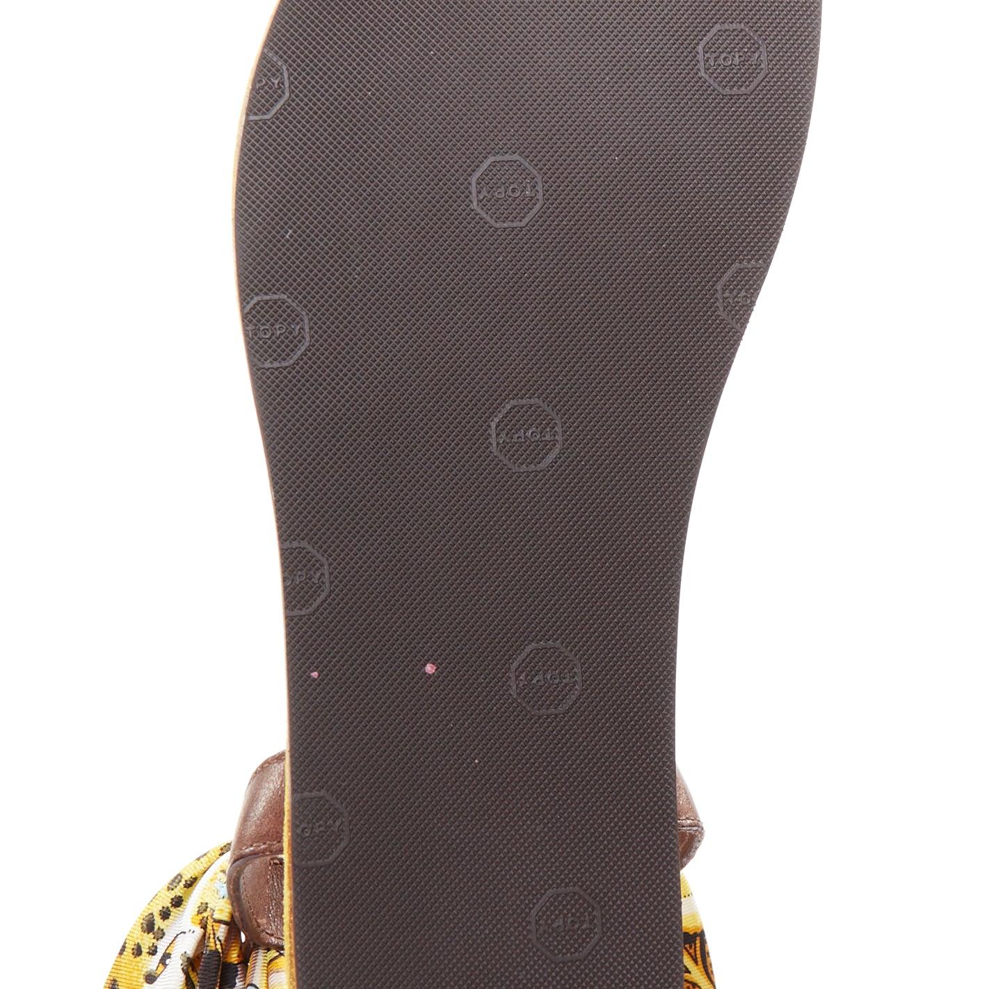 AVEC MODERATION sandales plates acryliques à nouer avec un foulard jaune crème soyeux EU37 en vente 5