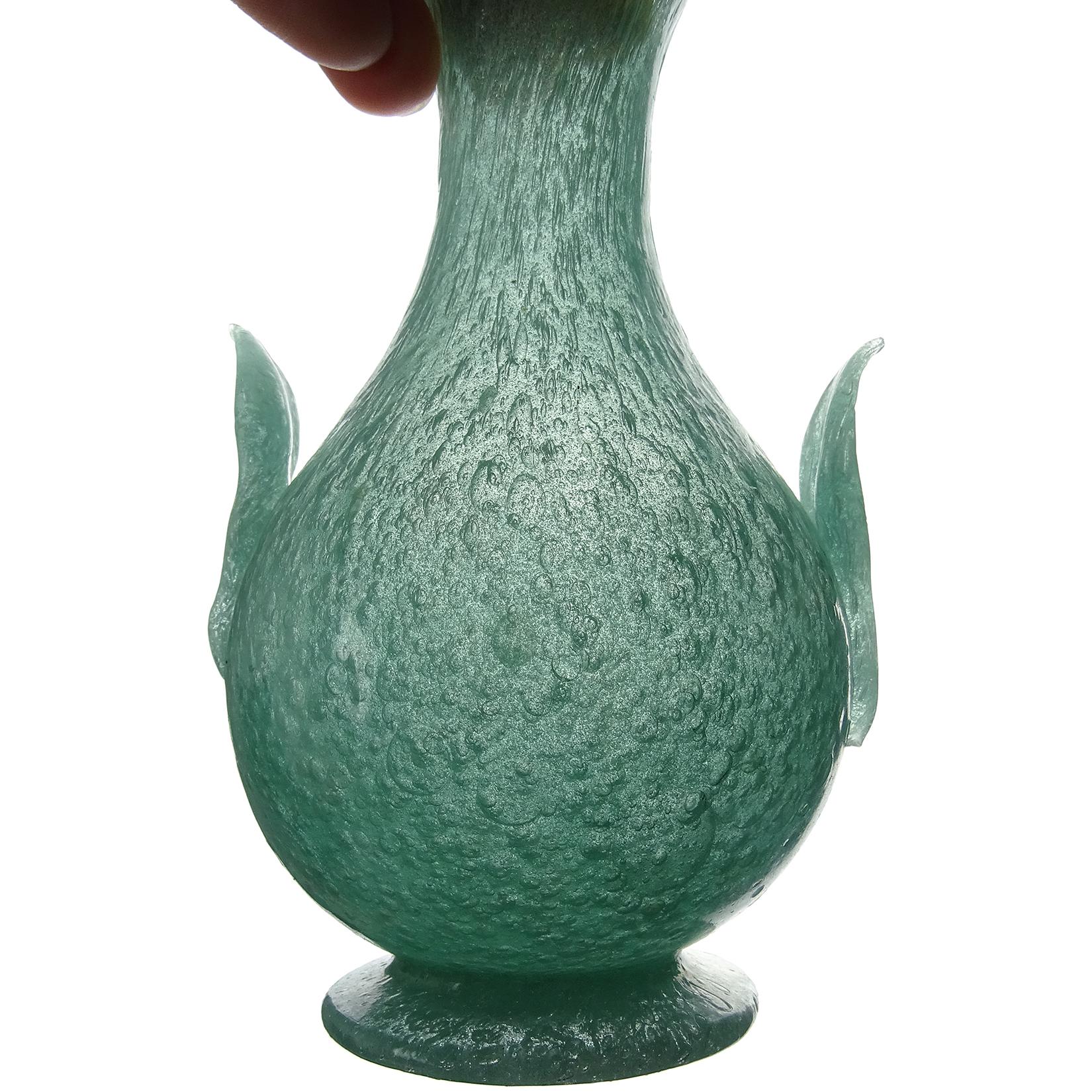 Art déco A.Ve.M. Murano vase à fleurs en verre d'art italien Pulegoso vert sarcelle avec bulles, 1932 en vente