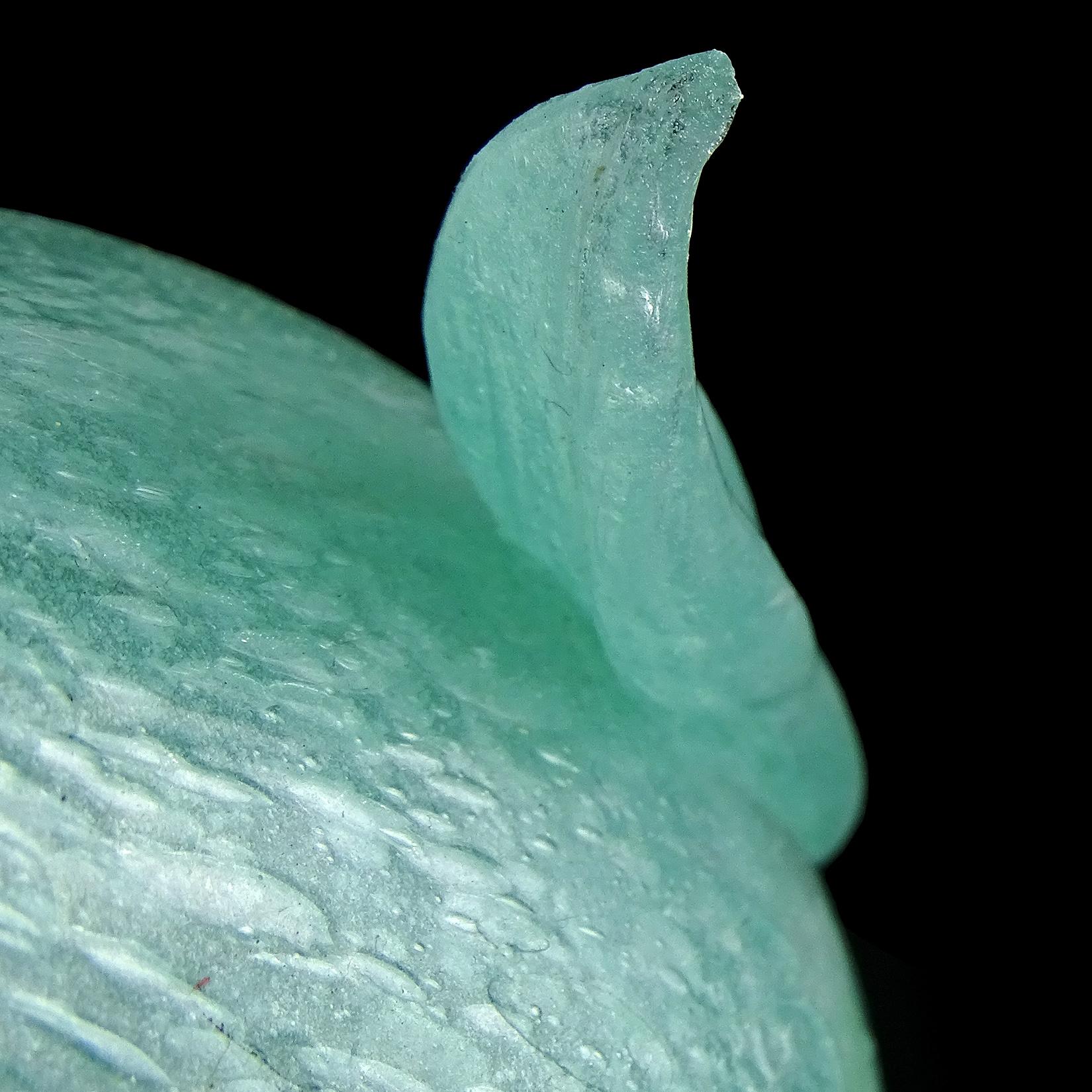 Hand-Crafted A.Ve.M. Murano 1932 Teal Green Pulegoso Bubbles Italian Art Glass Flower Vase For Sale