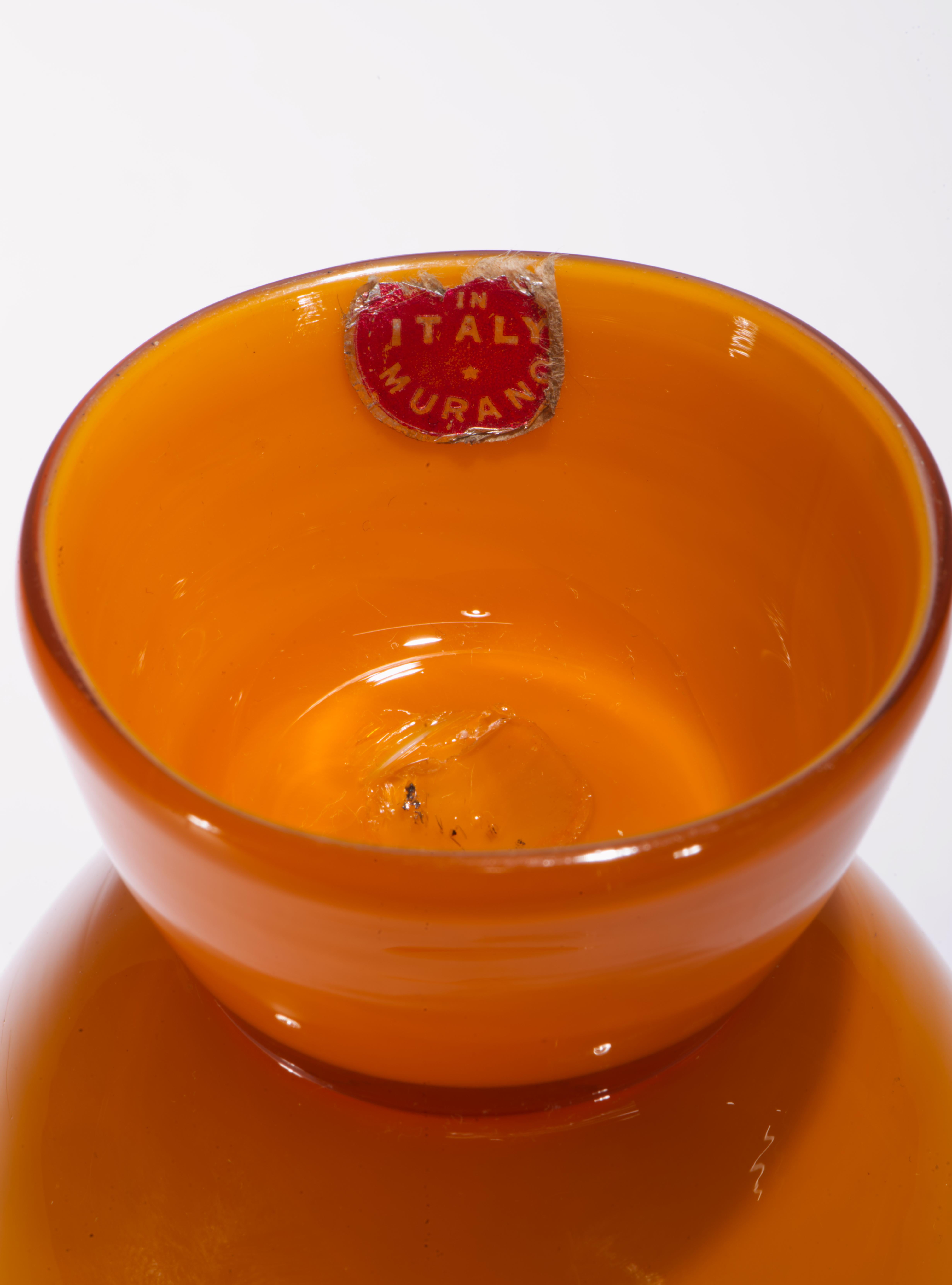 Fatto a mano AVEM Murano Glass Sommerso arancione, Vaso a bocciolo con piede, Italia, anni '50 in vendita