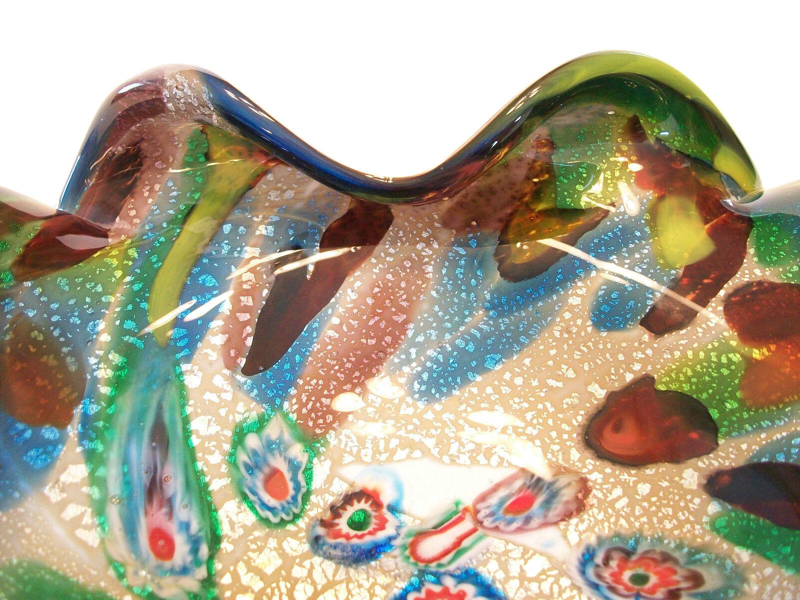 Avem, Murano Millefiori Glass Bowl with Inclusions, Italy, Mid-20th Century In Good Condition In Chatham, ON