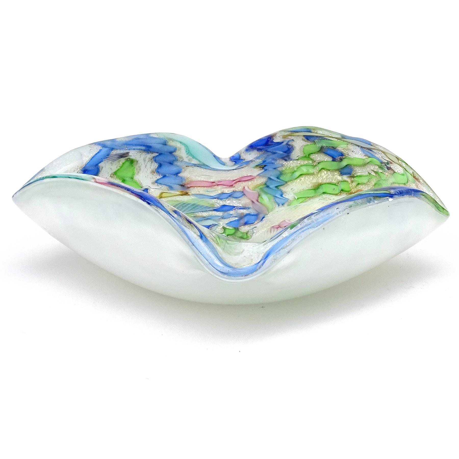 20th Century A.Ve.M. Murano White Millefiori Flower Silver Flecks Italian Art Glass Bowl For Sale