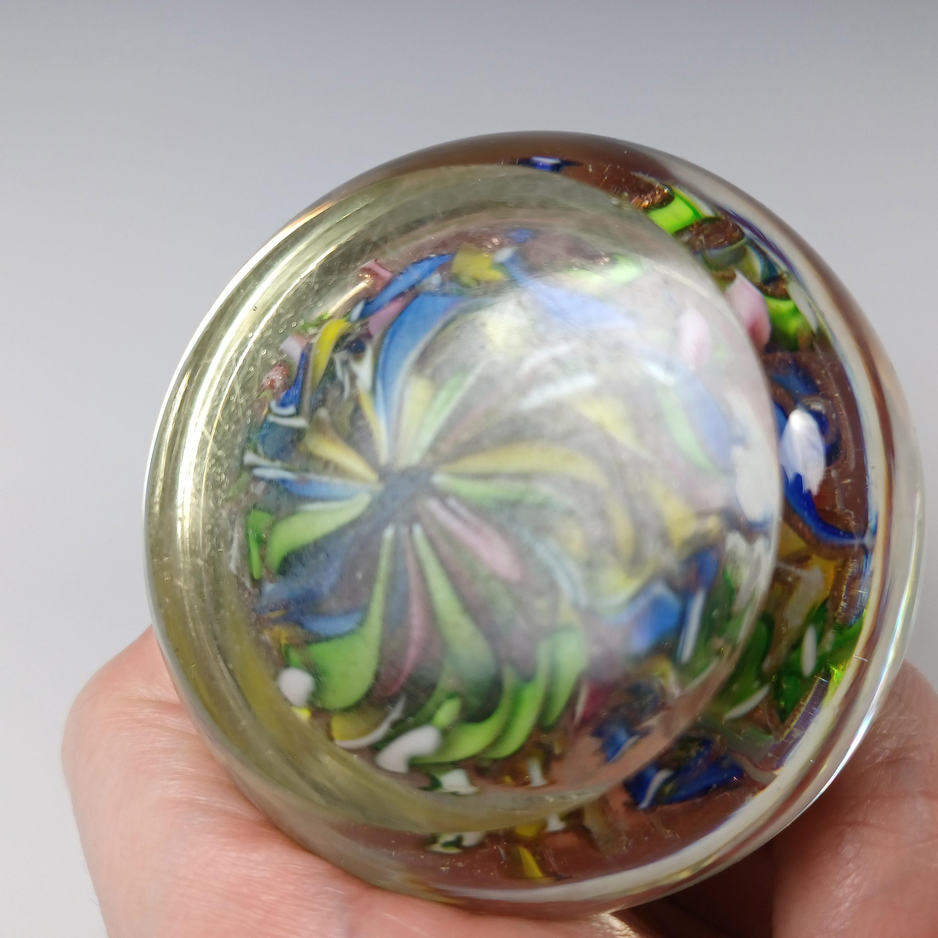 Milieu du XXe siècle AVEM Murano - Presse-papier en verre zanfirico et aventurine en vente