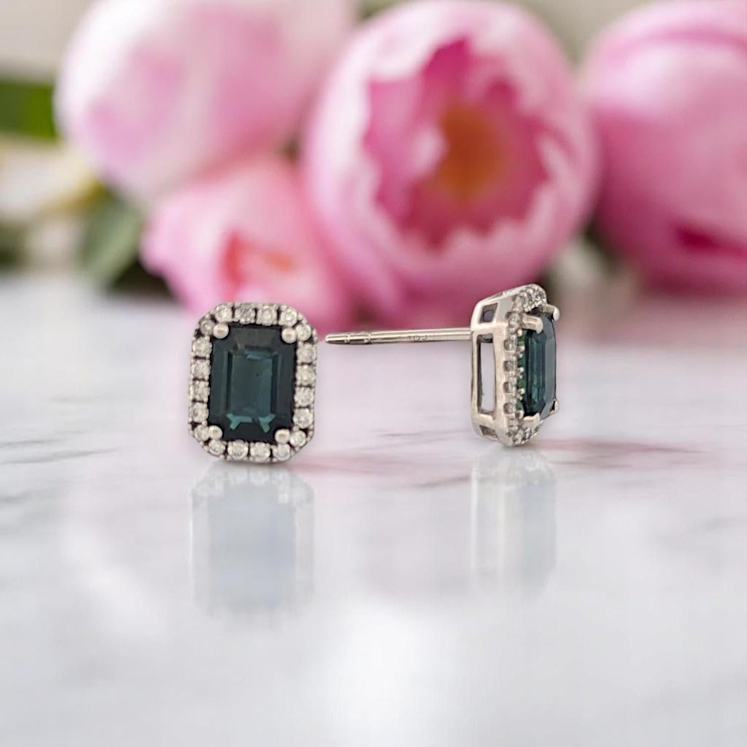 Artisan Boucles d'oreilles en saphir vert Aven  Boucles d'oreilles en or blanc 14 carats avec diamants ronds naturels en vente