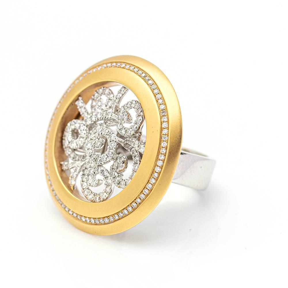 Women's AVENNE Ring in Bicolour Gold and Diamonds. For Sale