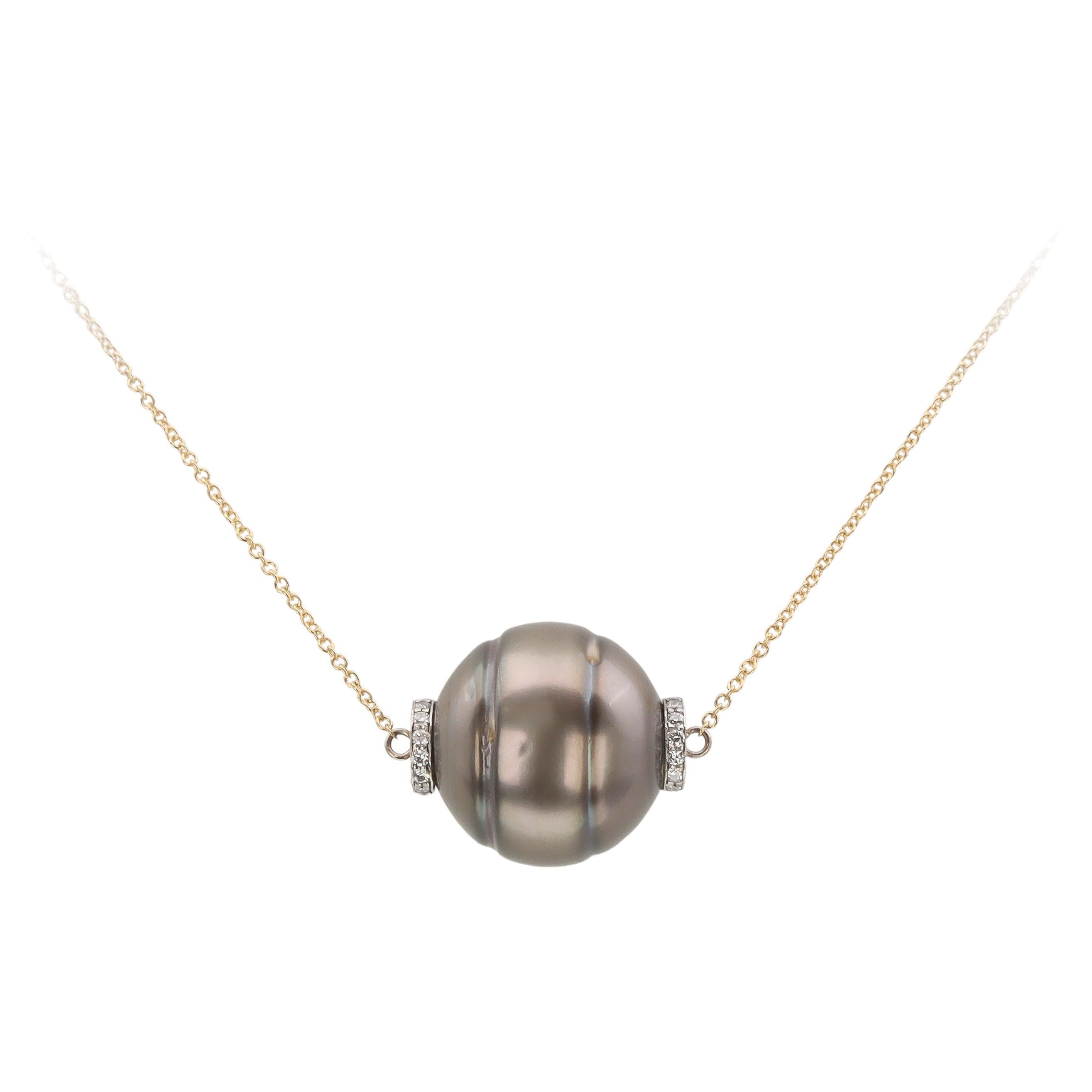 Aventina-Spencer, 'Luna' Circled Tahitian Pearl, Diamond and 18k Gold Necklace For Sale