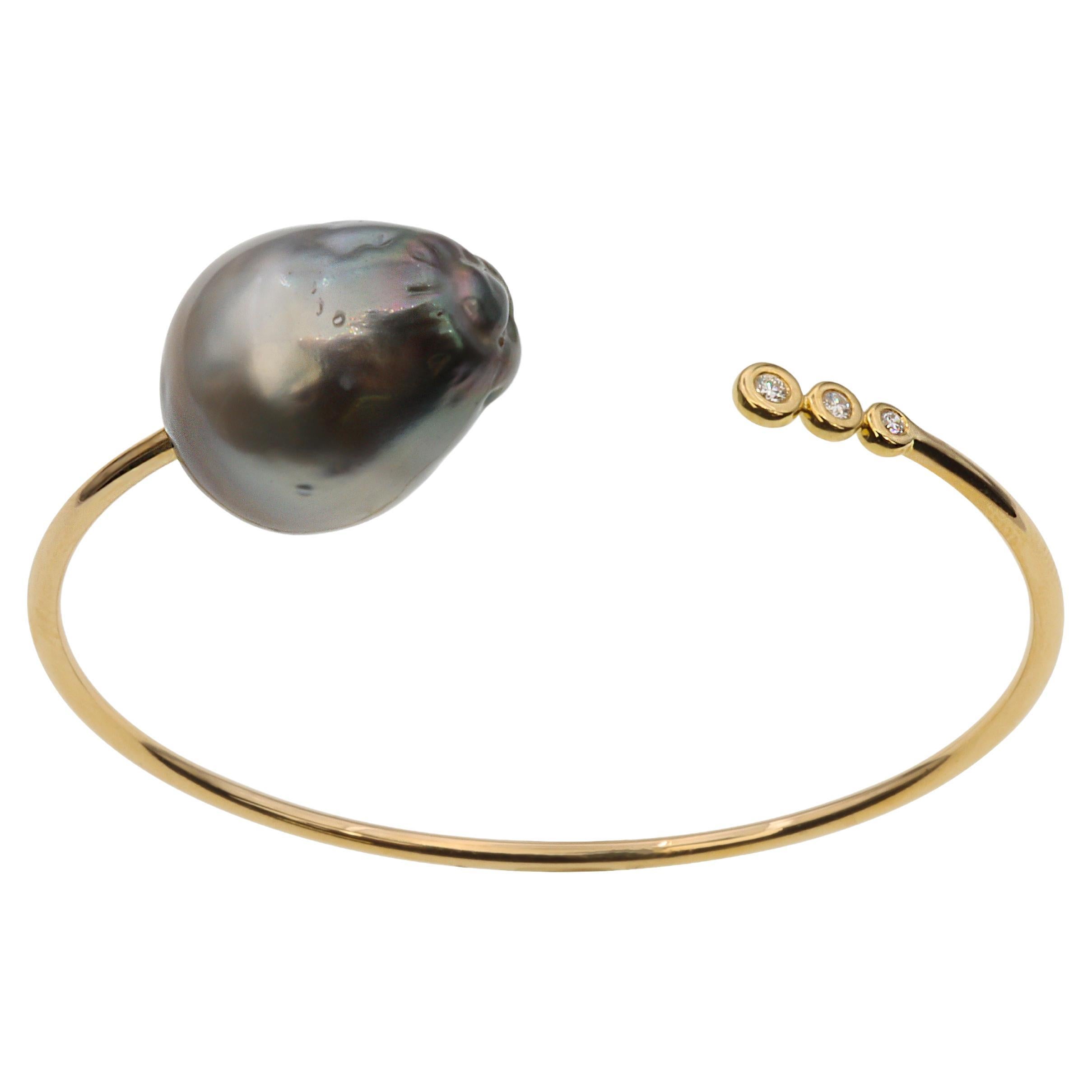 Cultured Tahitian Pearls and Diamond White Gold Bangle For Sale at 1stDibs