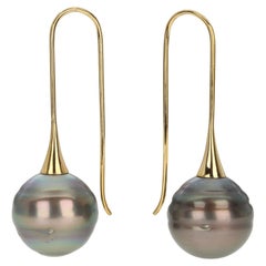 Aventina-Spencer, 'Trumpet' Conscious Circled Tahitian Pearls and 18K Earrings