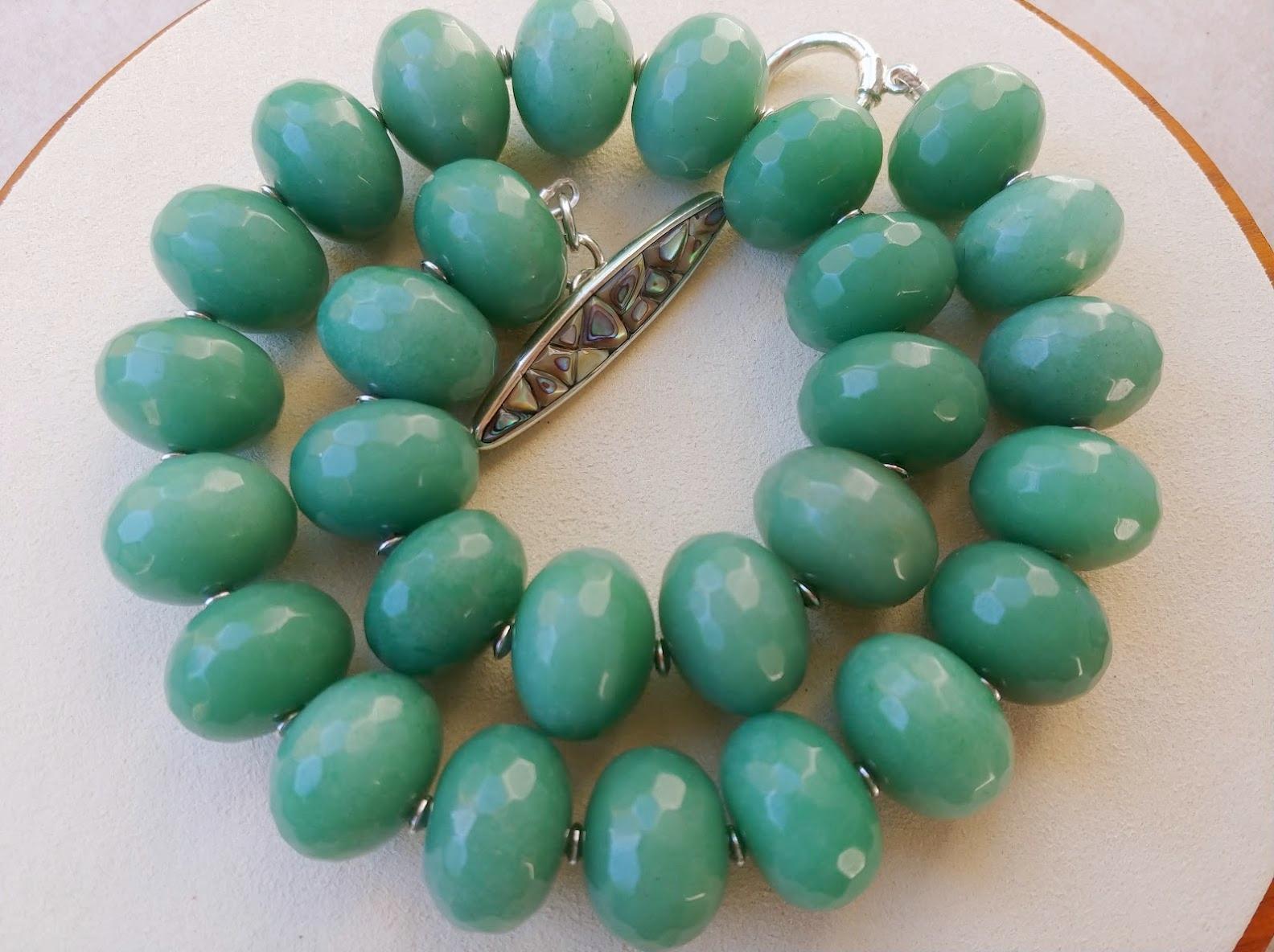 Aventurine Faceted Rondelle Necklace with Abalone Toggle For Sale 2