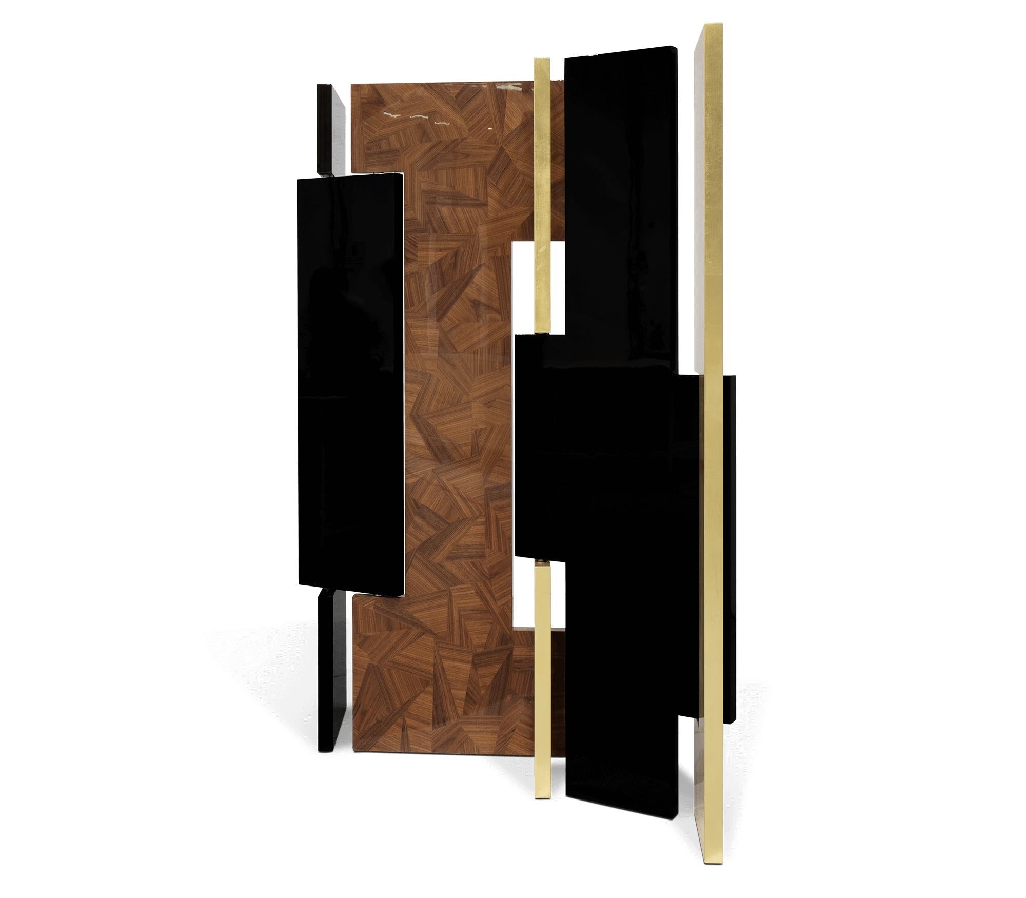 Portuguese Avenue Folding Screen - Hand-Crafted Gold Leaf Marquetry Wood - Boca do Lobo For Sale