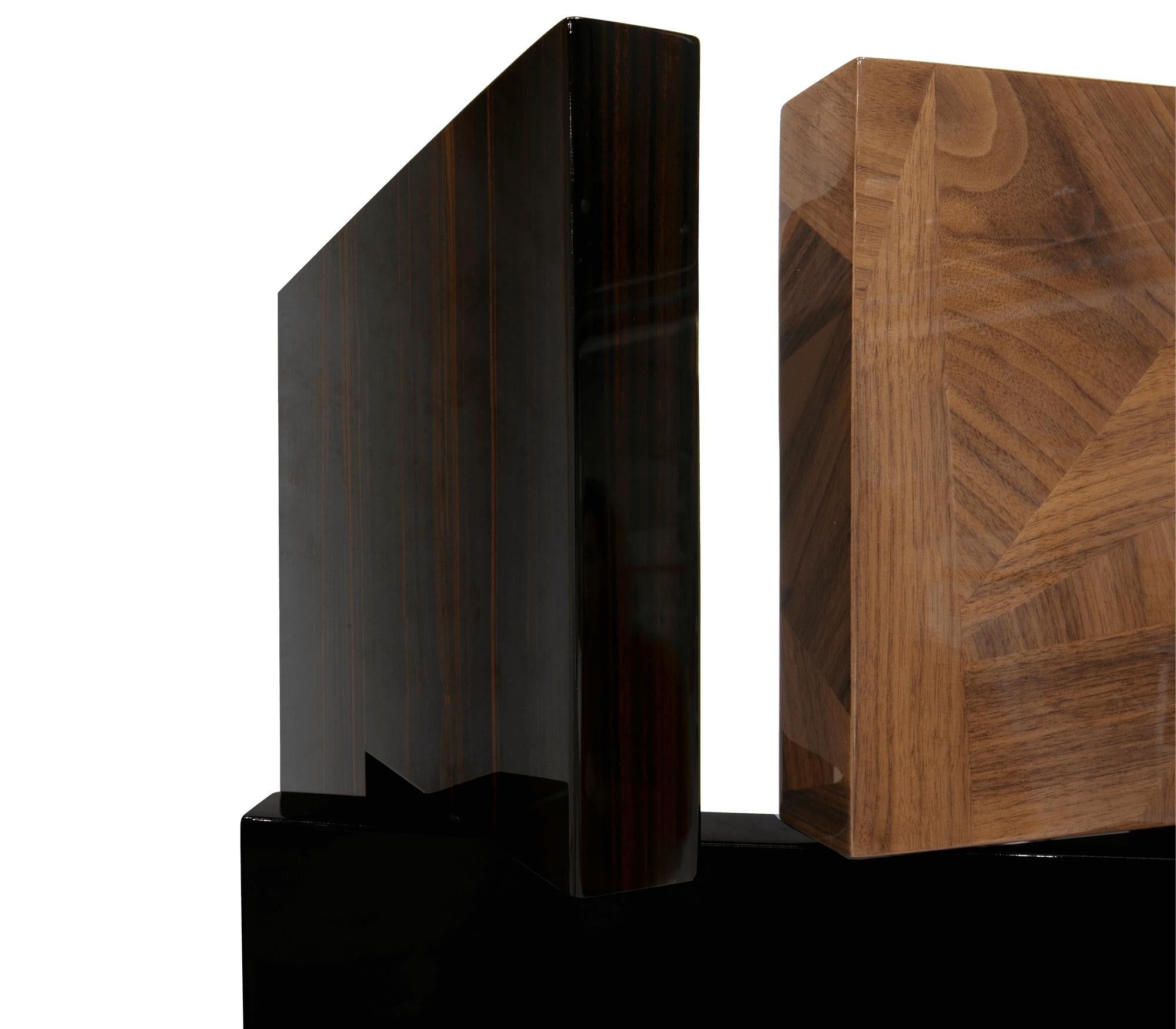 Contemporary Avenue Folding Screen - Hand-Crafted Gold Leaf Marquetry Wood - Boca do Lobo For Sale