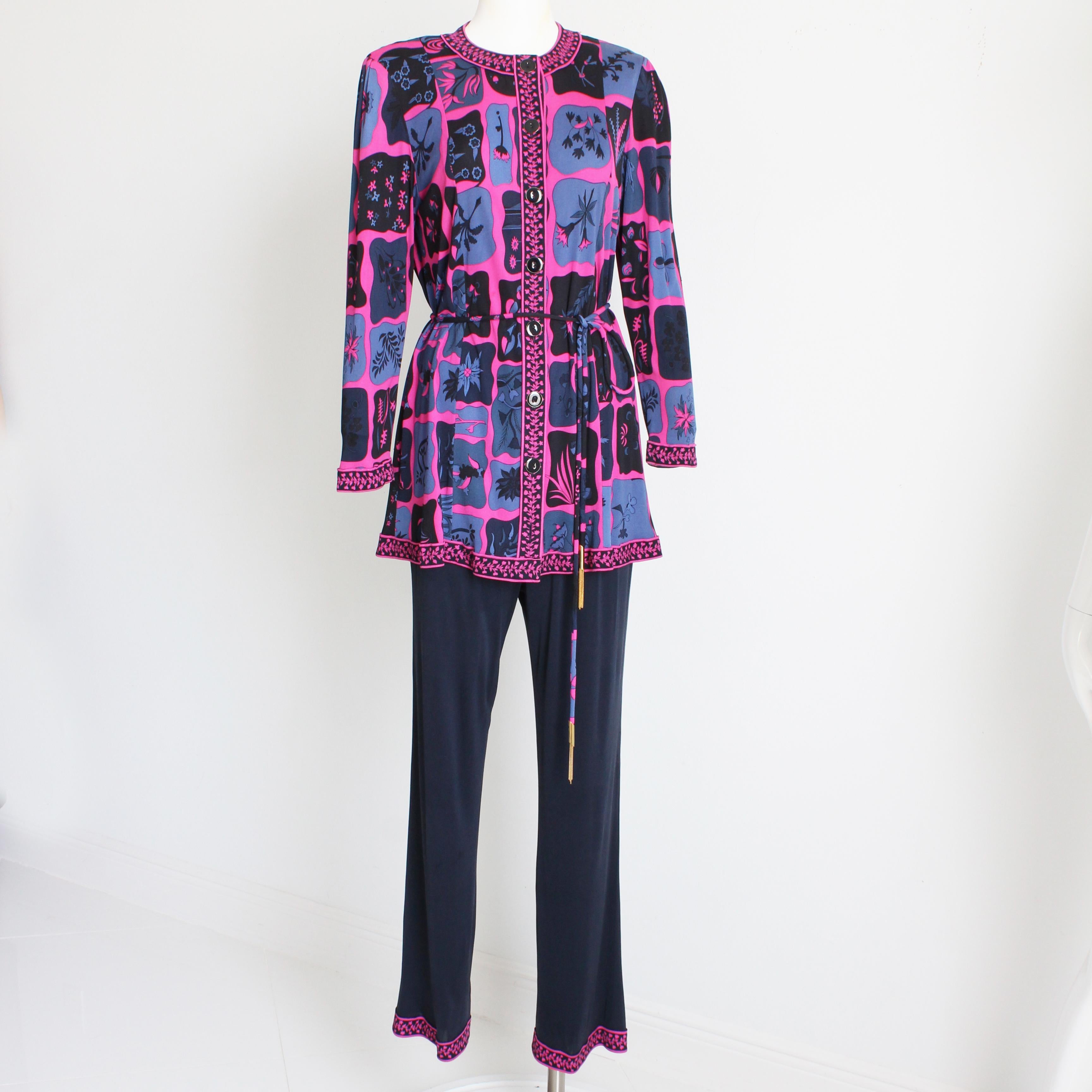 Here's a vibrant print 3pc pants suit from Averardo Bessi, likely made in the early 90s.  The colors on this set are stunning, with shades of violet, indigo, bright lavender and slate blue!  Made from silk jersey fabric, the top is cut long and