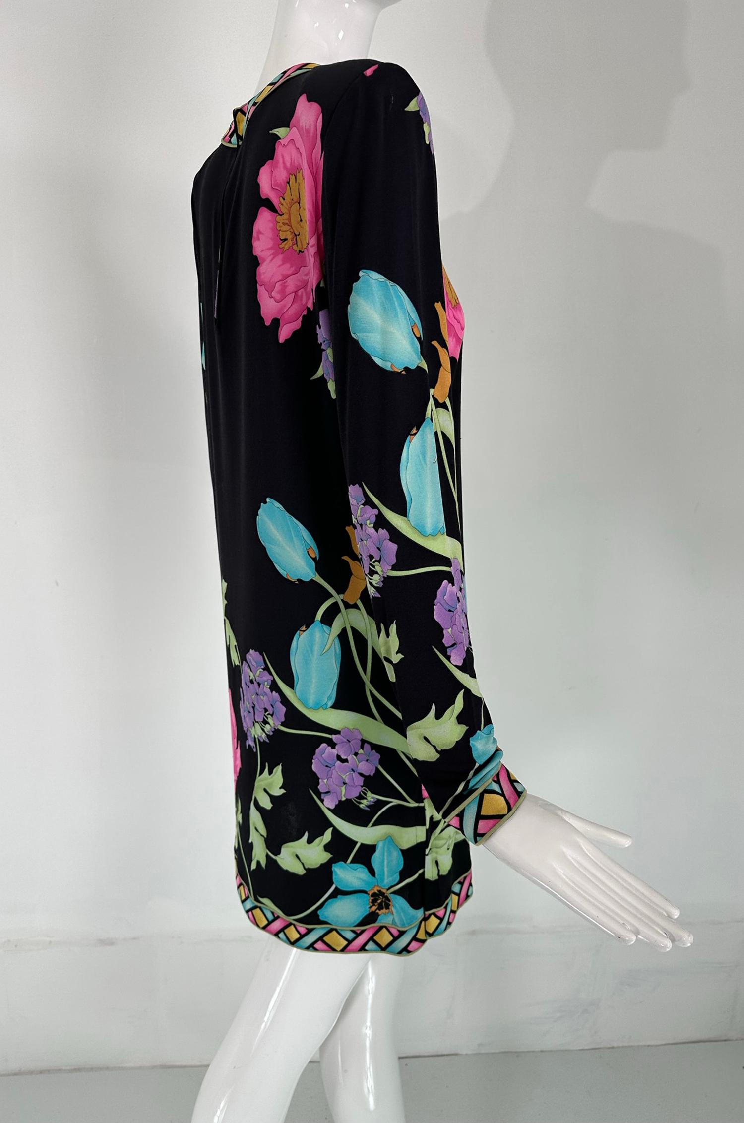 Averaro Bessi - Spectaculaire robe tunique à fleurs vibrantes en soie 12  en vente 1