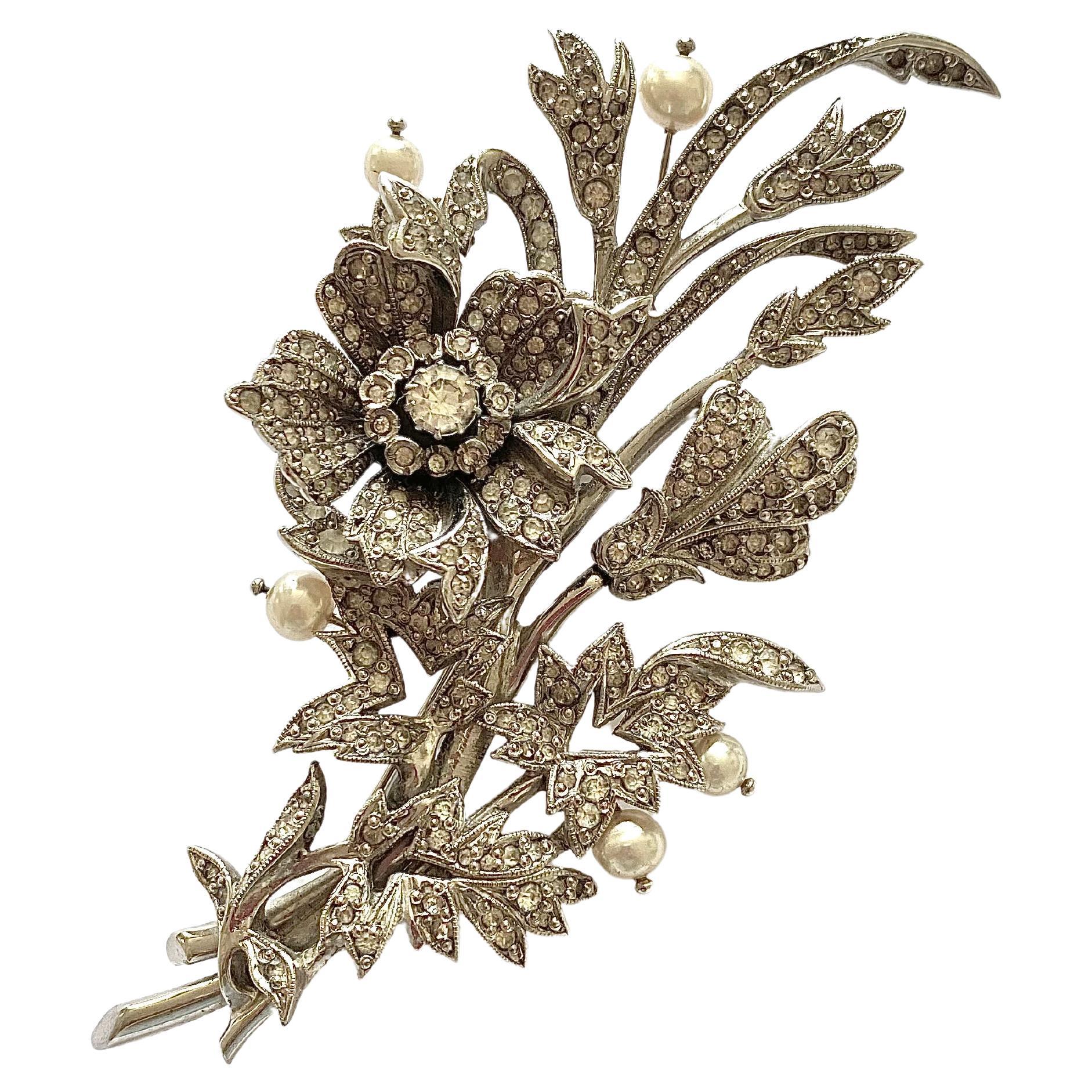 Avery large clear paste 'en tremblant' brooch, Christian Dior/Mitchel Maer c1954 For Sale