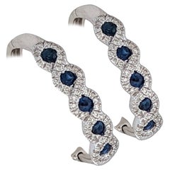 Aviana  Pendientes de aro de bisagra de oro blanco de 10 quilates con zafiros de 0,45 ct