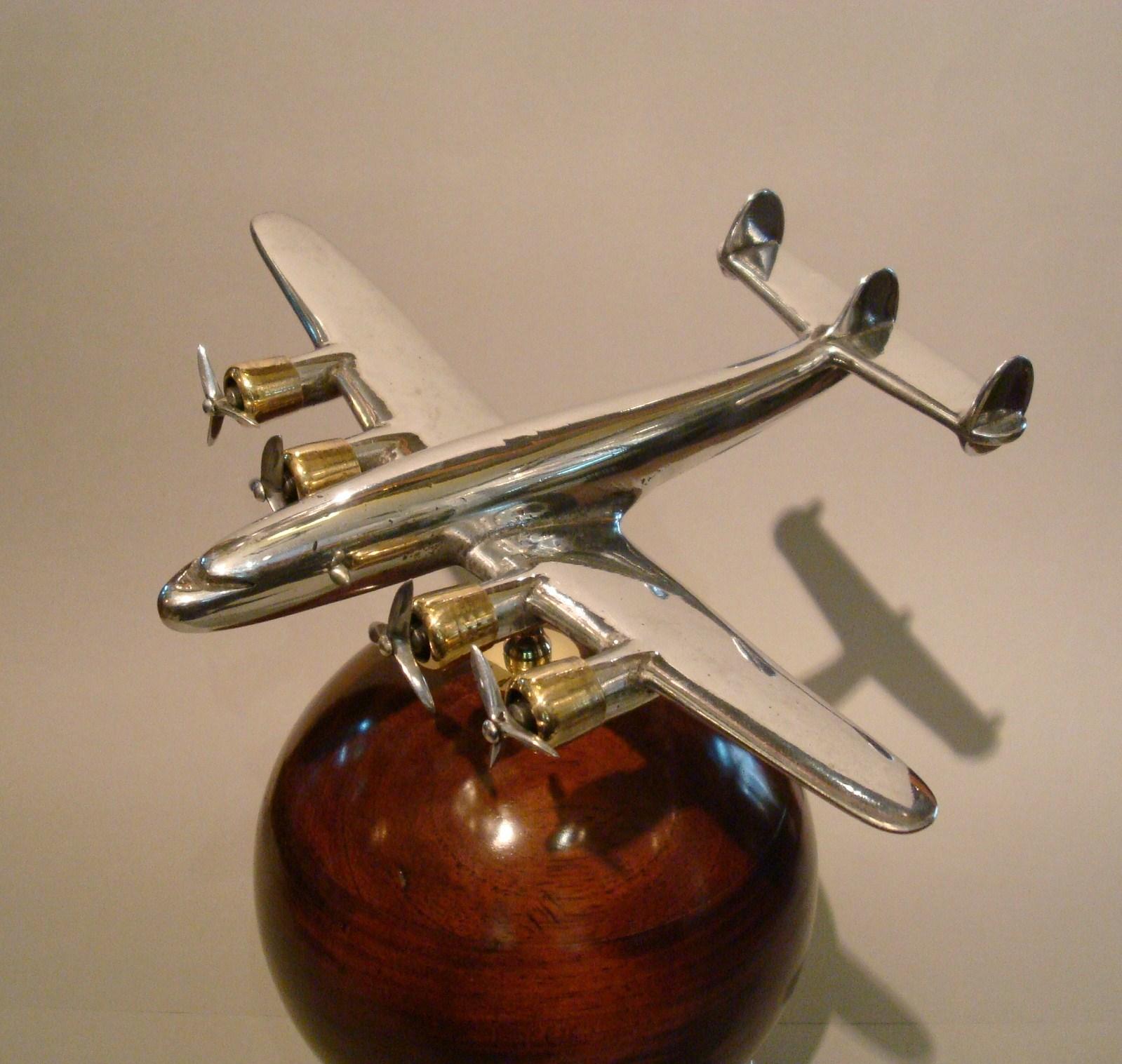 Mid-Century Modern Aviation Lockheed Constellation Vintage Desk Airplane Model