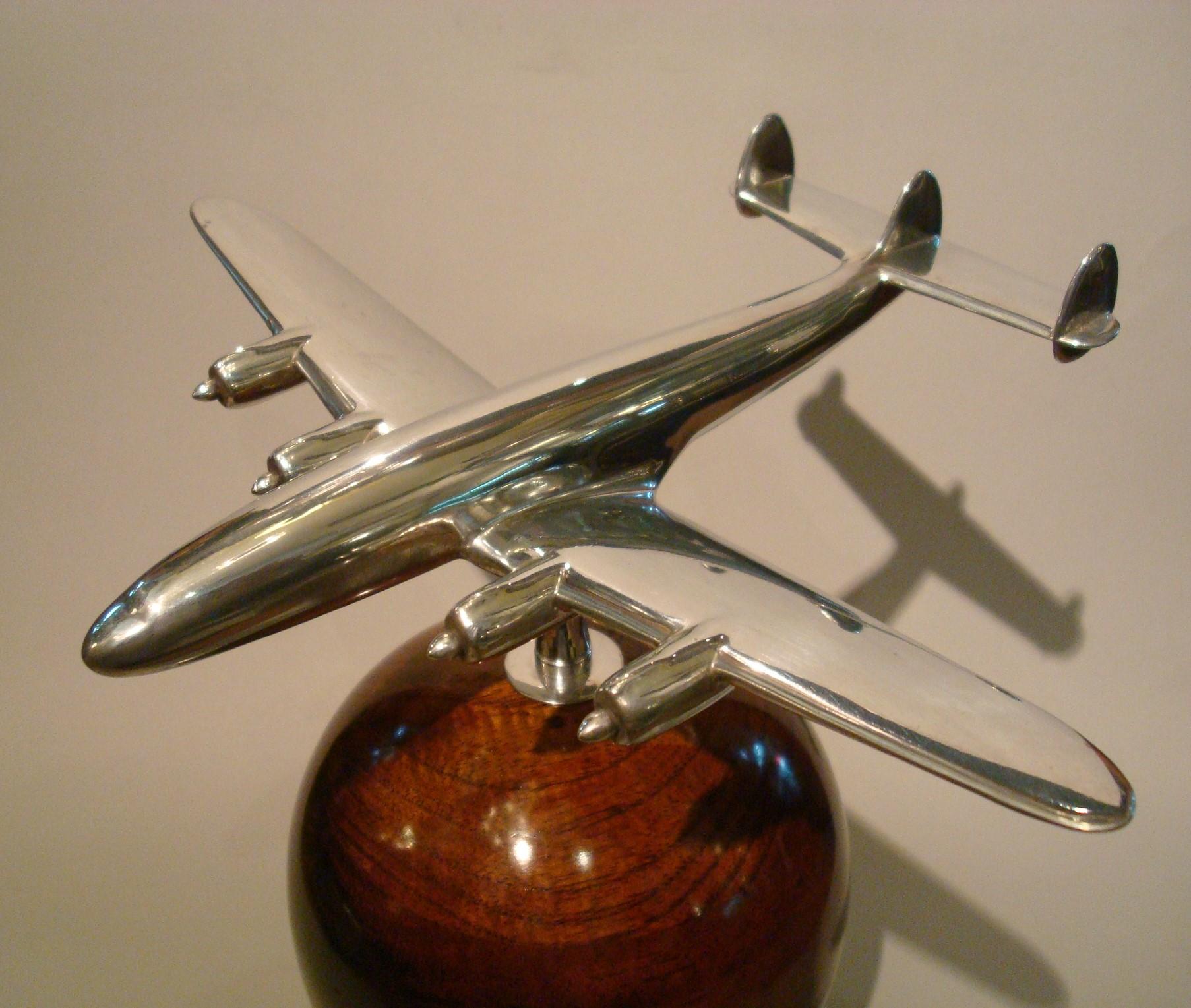 Mid-Century Modern Aviation Lockheed Super Constellation Vintage Desk Airplane Model, circa 1950s