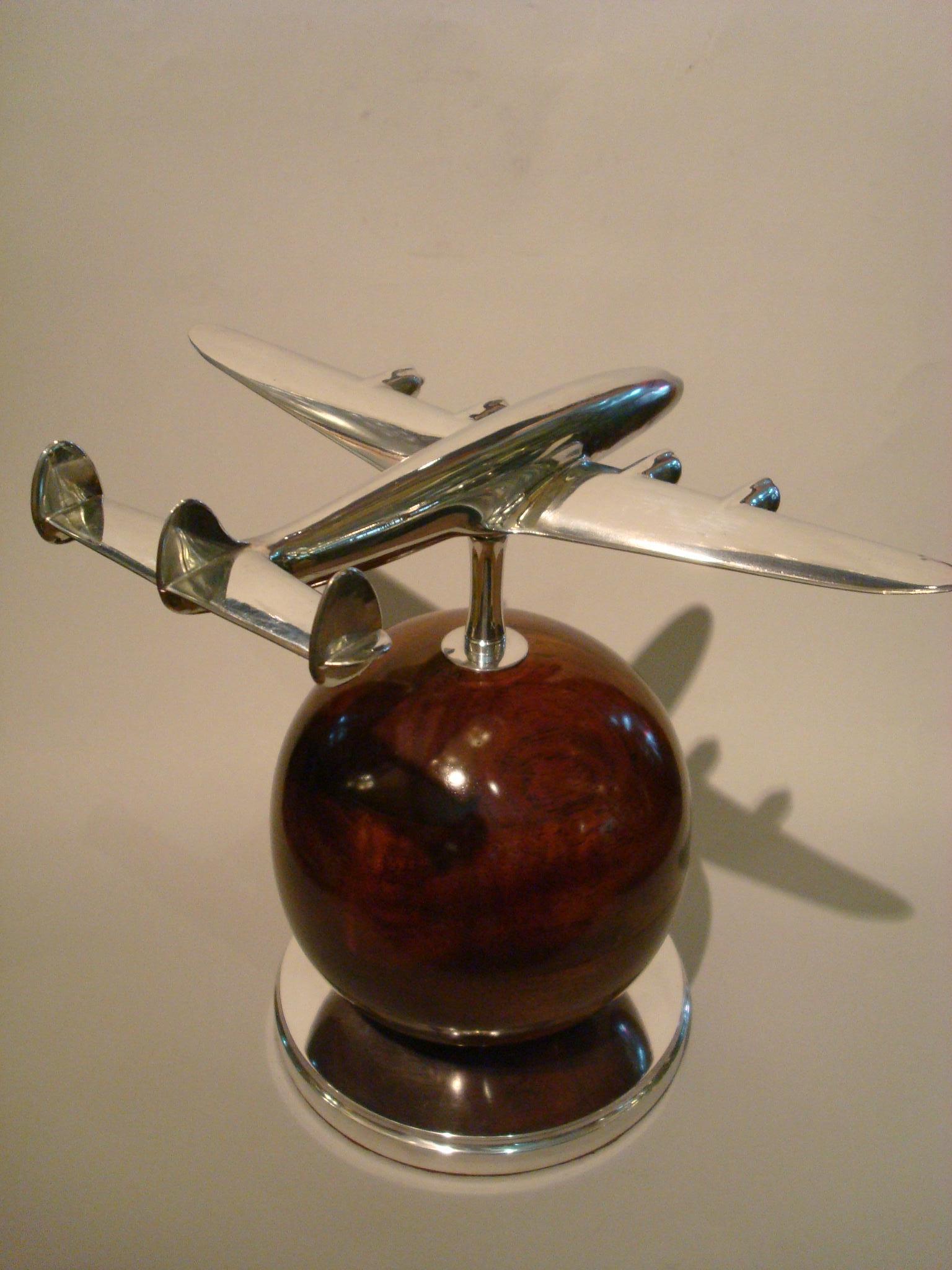 Aviation Lockheed Super Constellation Vintage Desk Airplane Model, circa 1950s 1