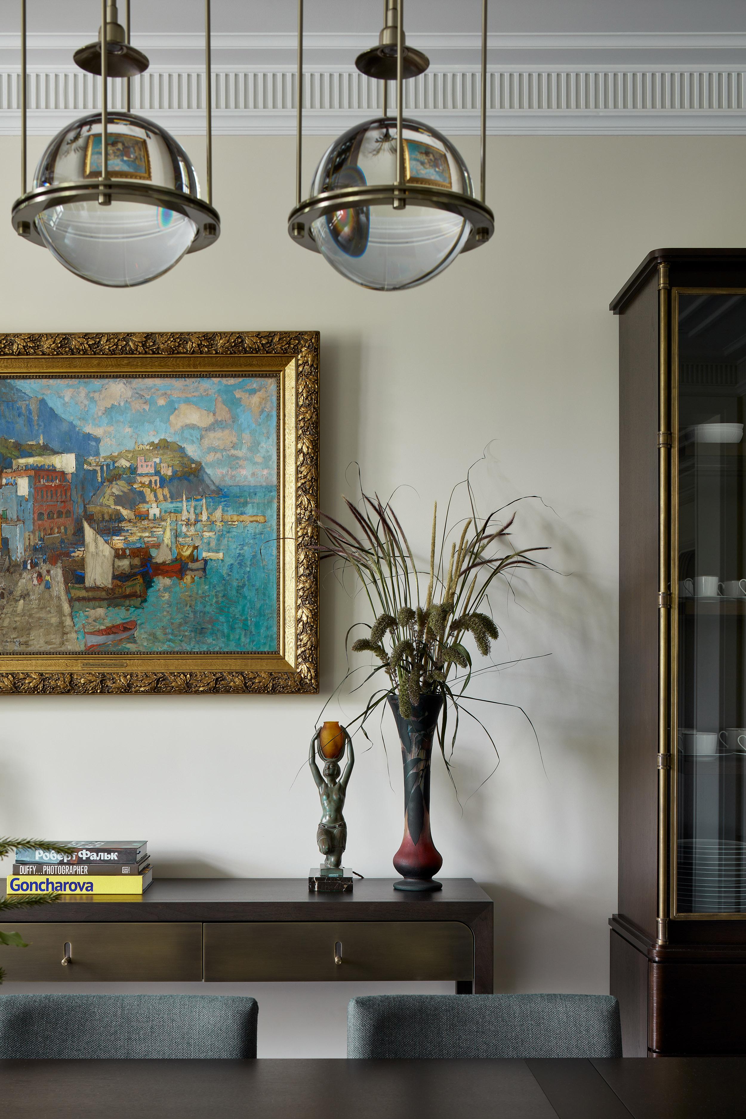 Lampadario moderno orizzontale Avior con atmosfera Art Déco in vendita 2