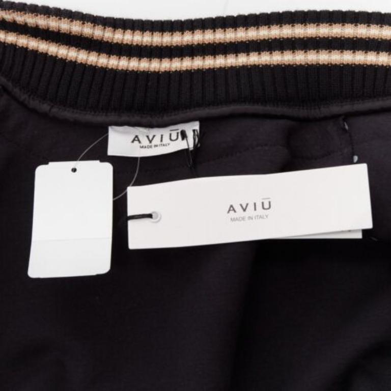 AVIU Schwarz-weiße Bomberjacke mit Sprühfarbe-Effekt und Pailletten in Kurzform IT38 im Angebot 5