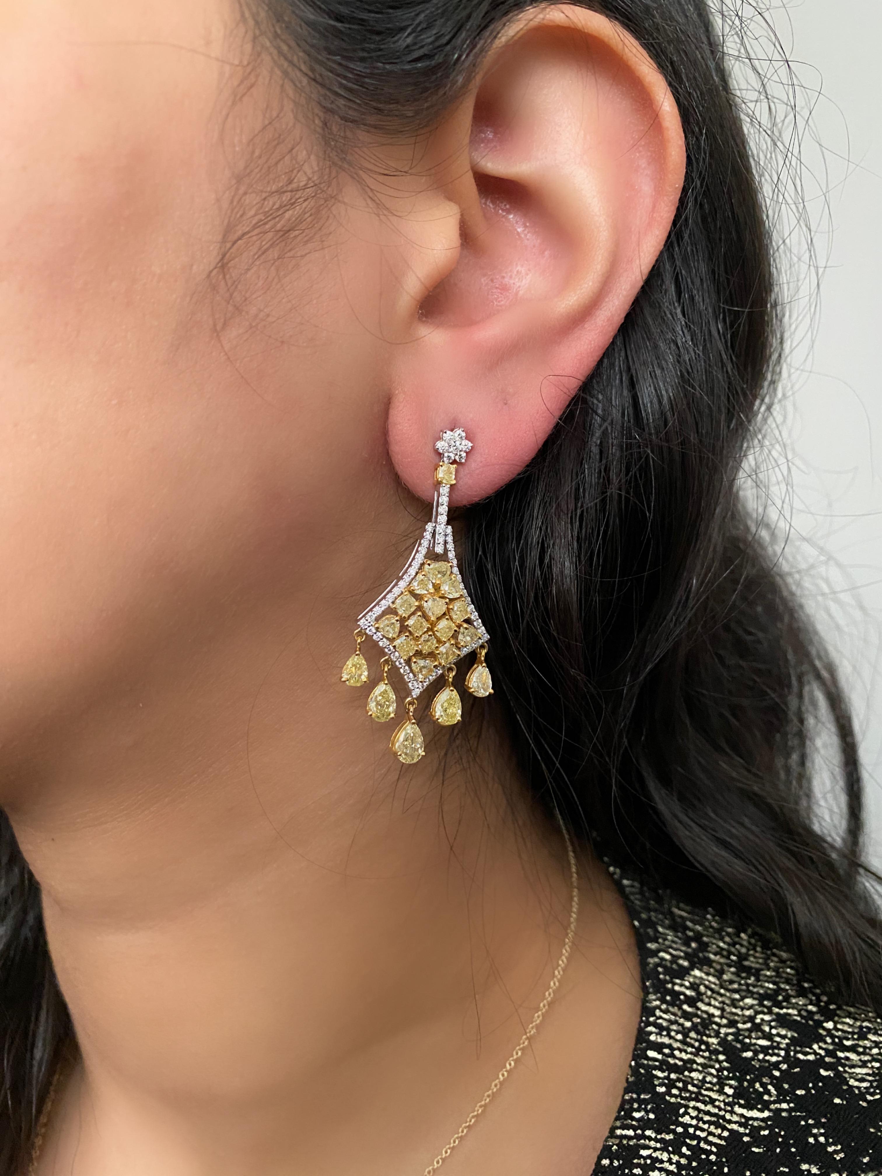 Boucles d'oreilles Avize - Diamant jaune 6,81 carats et or blanc 18 carats Unisexe en vente