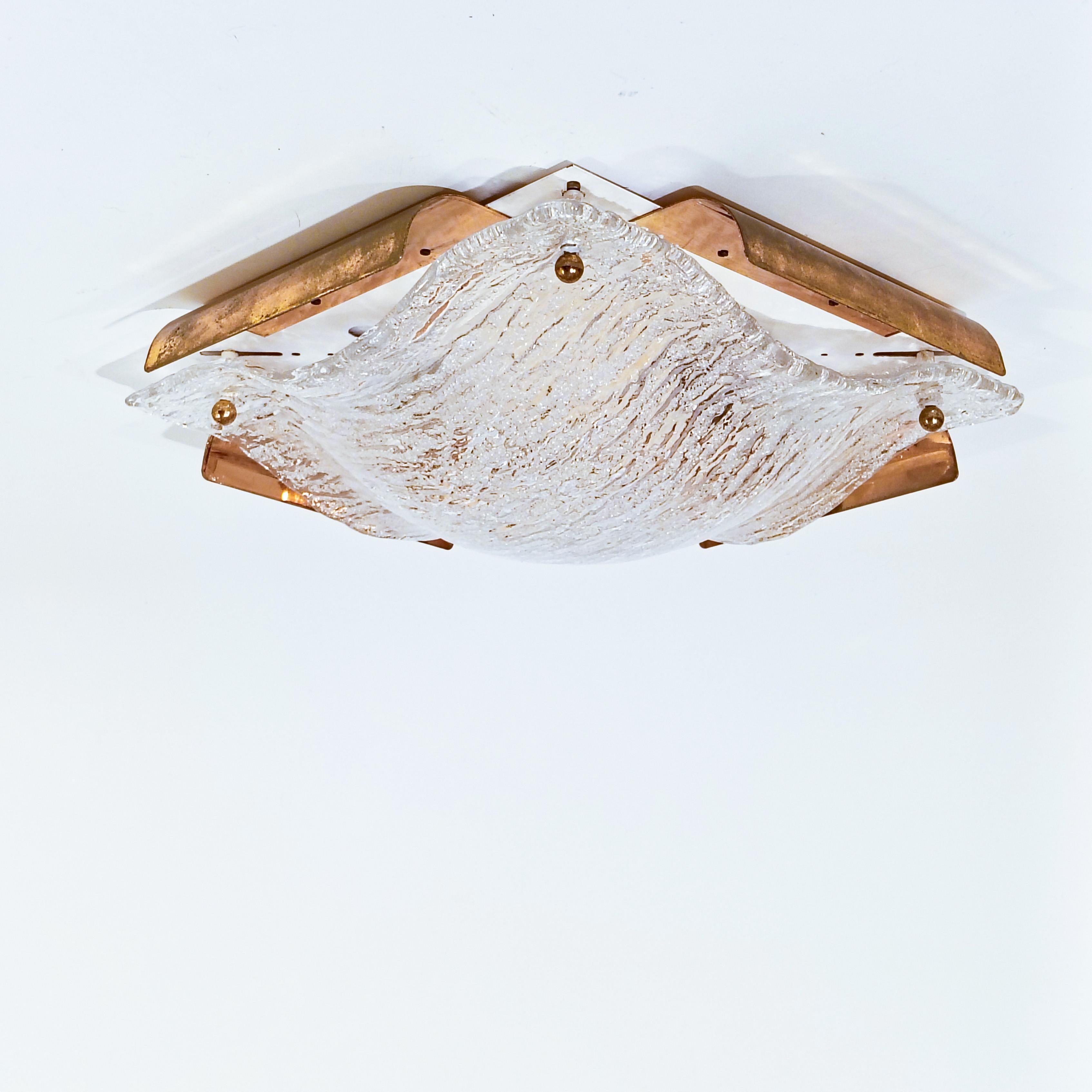 Large Italian flush mount made of murano glass by AV Mazzega, 1970s. This piece is composed of a semi-transparent Murano glass diffuser with an organic shape and of the 