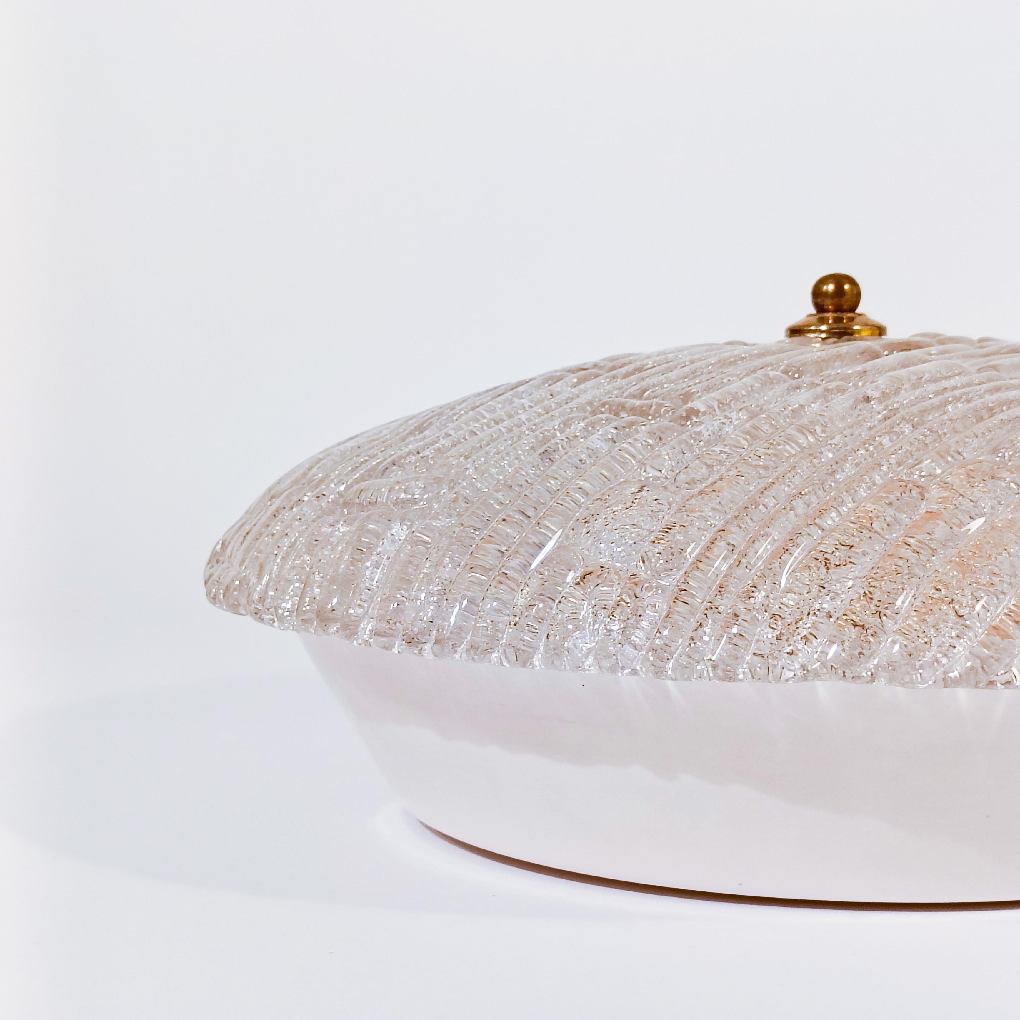 AVMazzega. Hollywood Regency style round flush mount, Italy, 1970s en vente 2