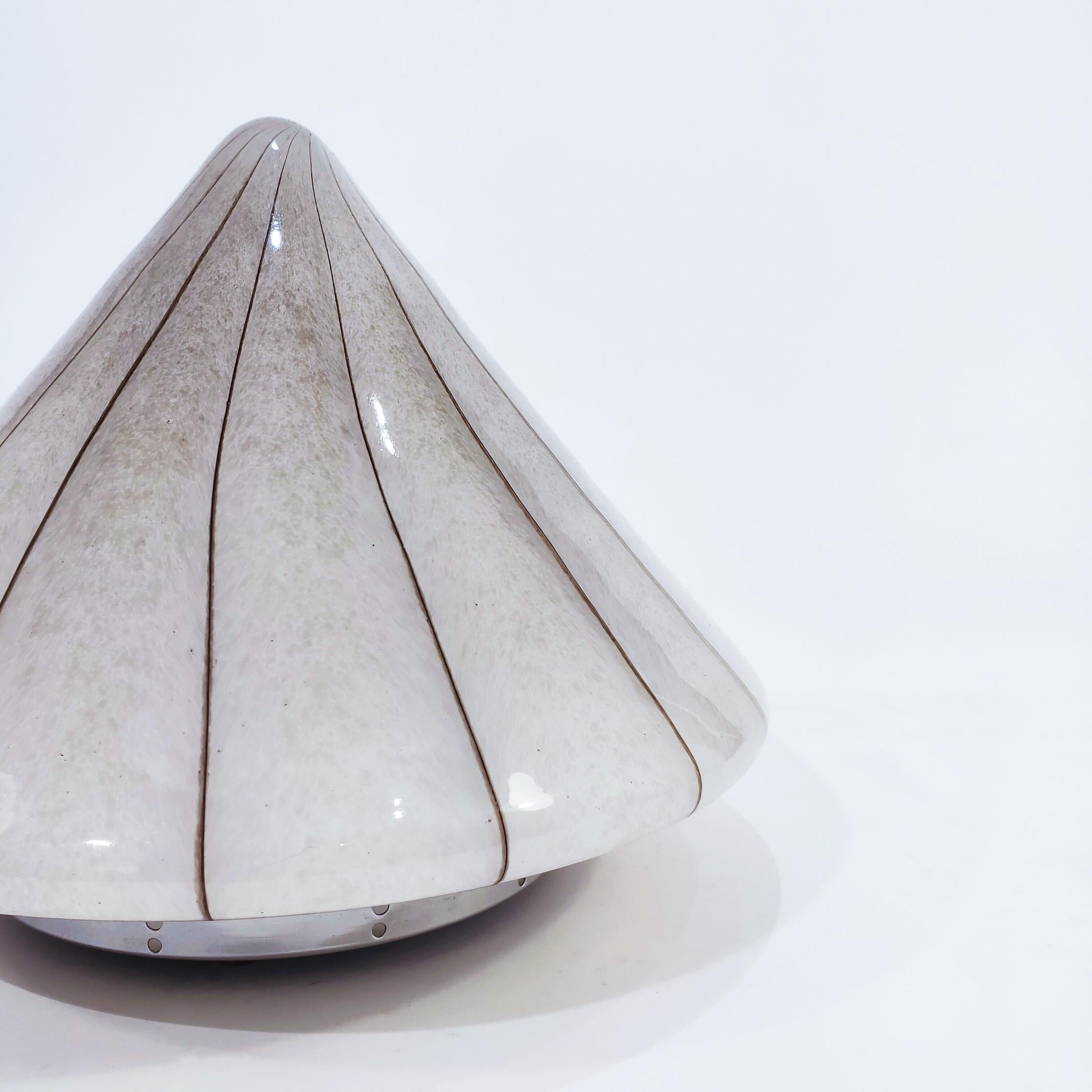 AVMazzega. Space Age style Murano glass table lamp, Italy, 1970s Era espacial en venta