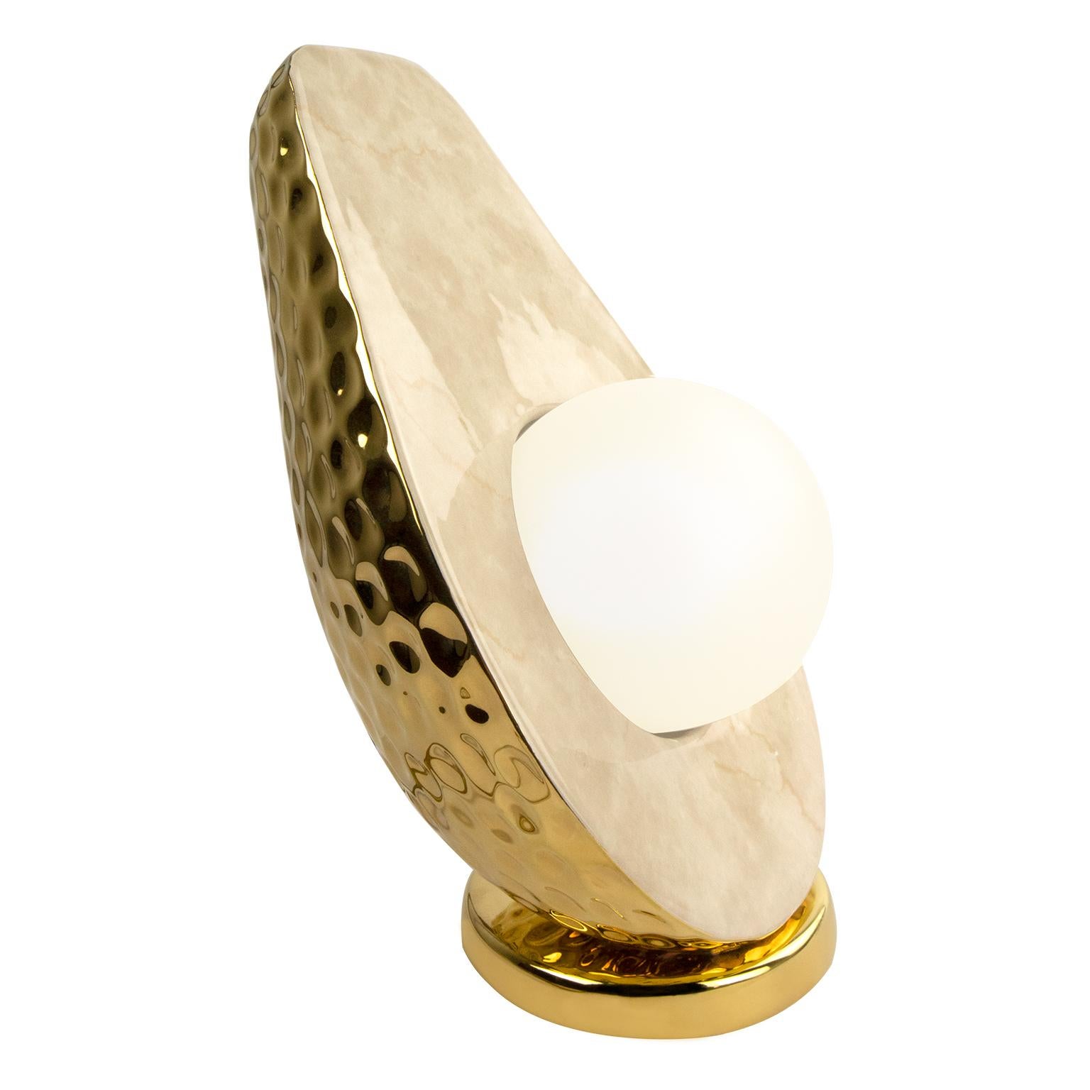 Avocado Modern Ceramic Table Desk Lamp Marble and Gold Detail, Pop Art Lighting In New Condition For Sale In Porto, PT