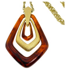 AVON signed vintage gold tone amber lucite modernist designer chain necklace