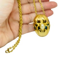 AVON signed vintage gold tone chain sapphire glass perfume bottle necklace