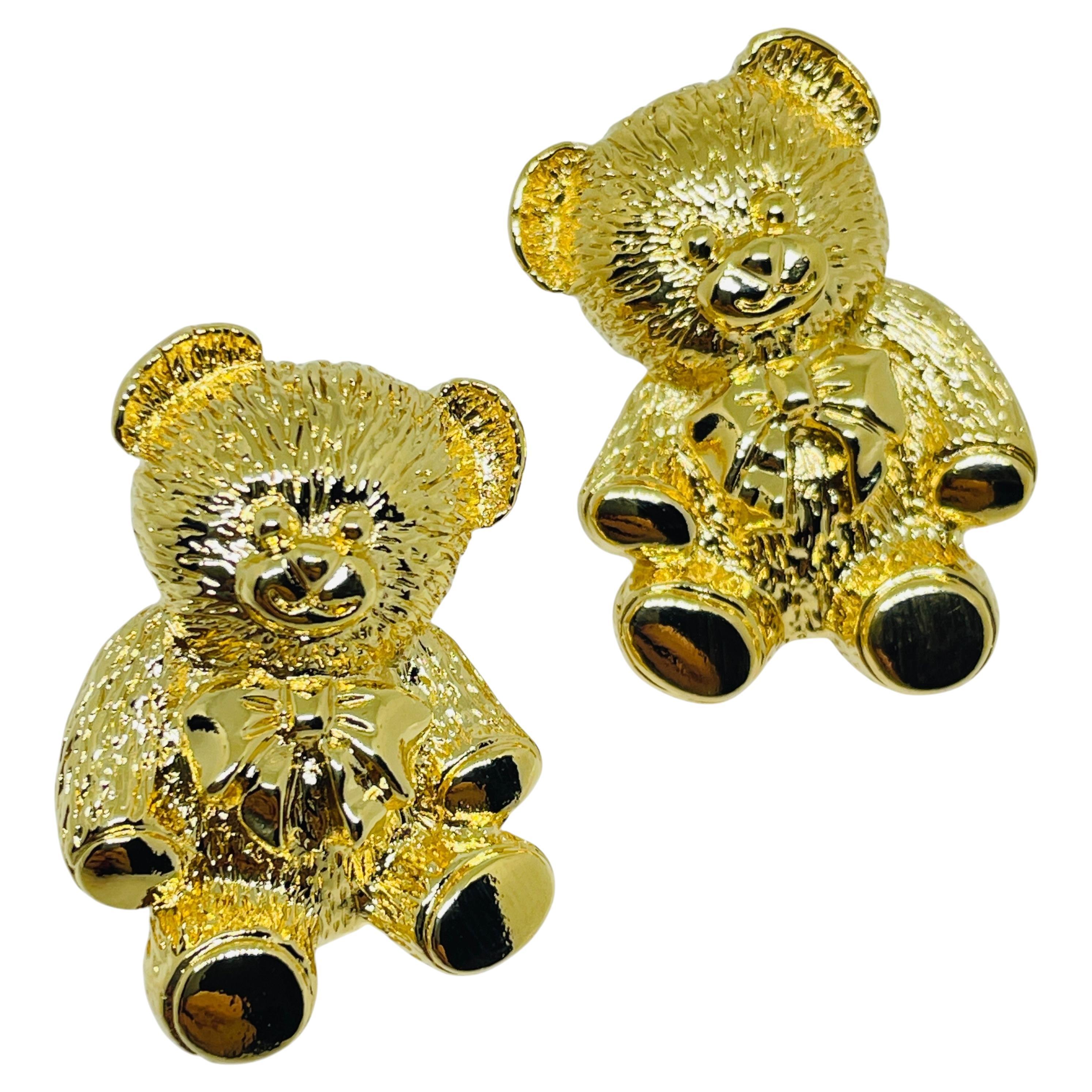 AVON signiert Vintage Gold Ton 
CUDDLY TEDDY
 Designer Ohrringe durchbohrt im Angebot