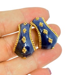 AVON signed vintage gold tone navy blue enamel etruscan designer clip earrings