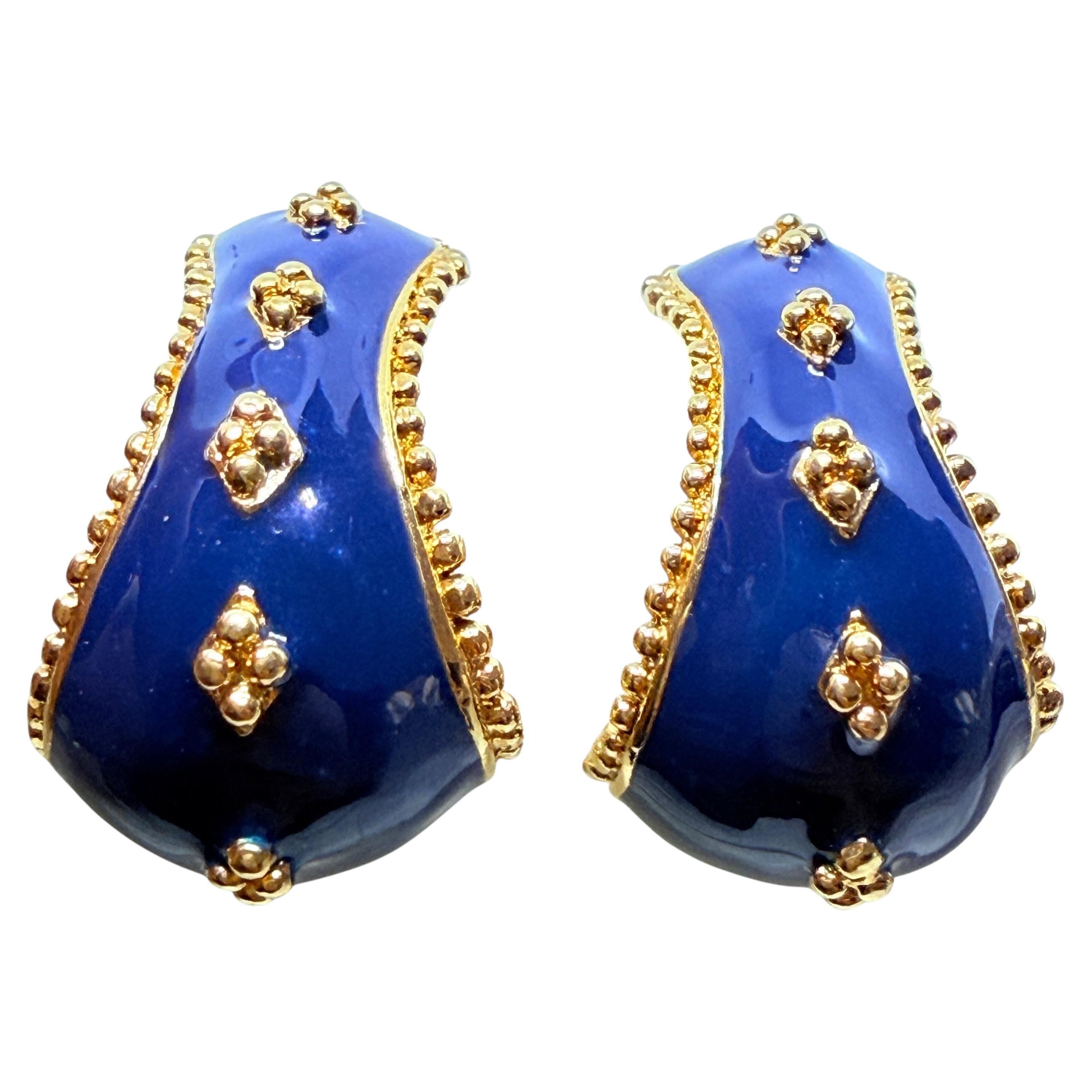AVON orecchini a clip firmati vintage in oro e smalto blu marino di design etrusco