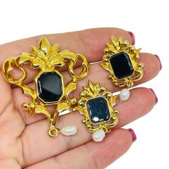 Avon signé vintage ton or perle émail designer boucles d'oreilles broche