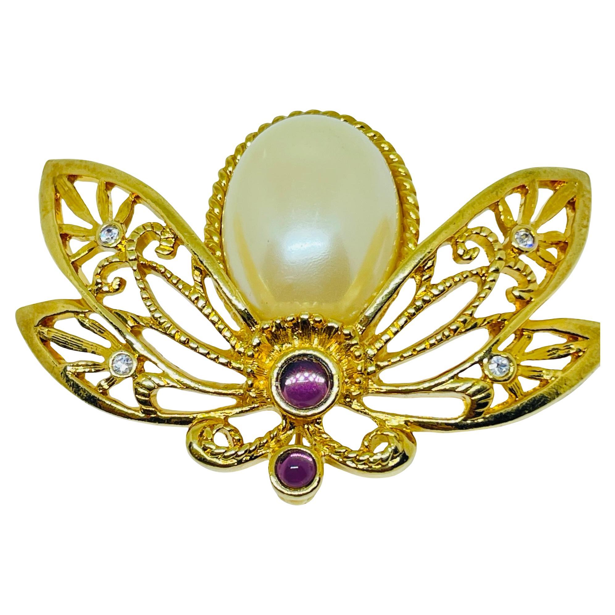 AVON signed vintage gold tone pearls amethyst eyes bee bug designer brooch