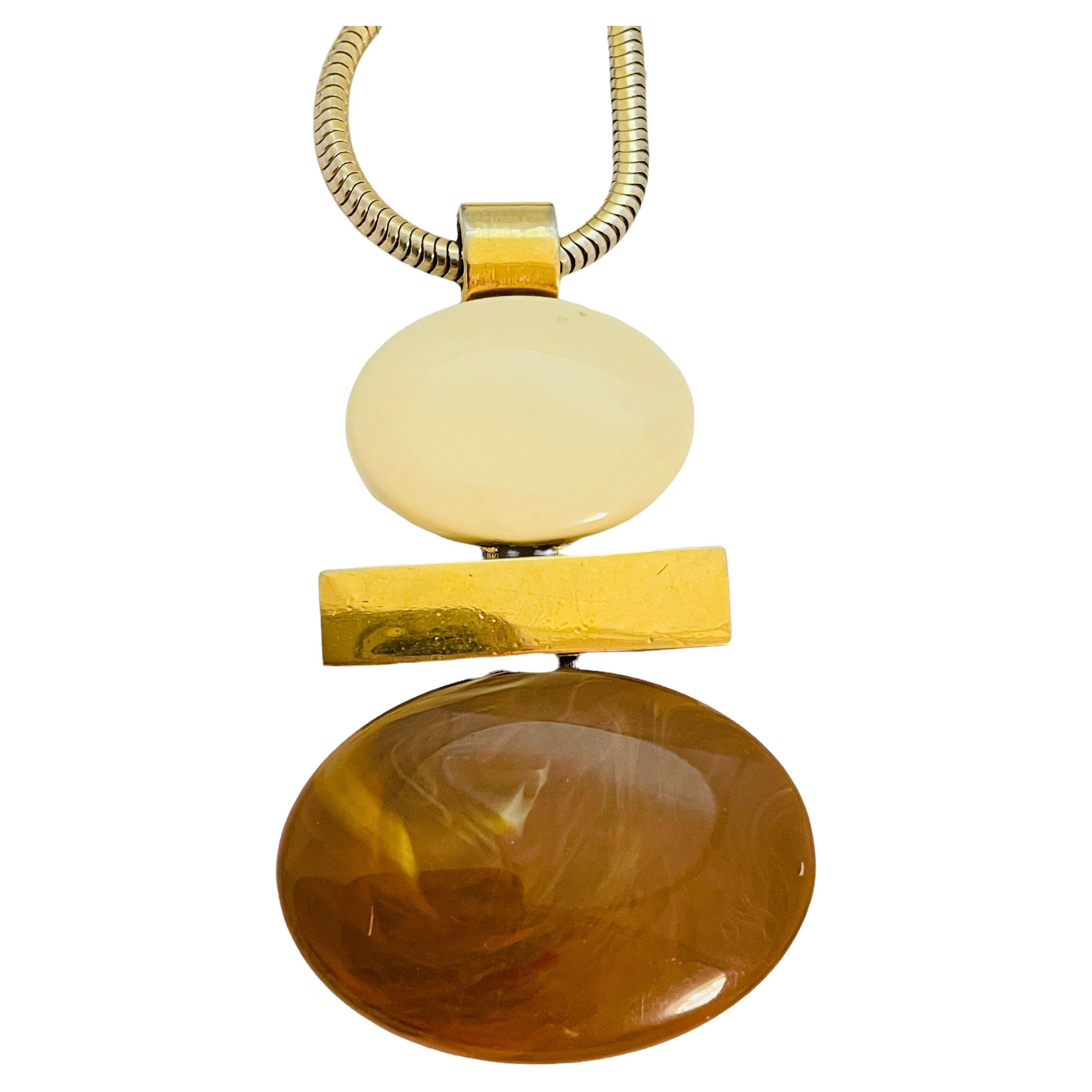 AVON firmata collana vintage in resina dorata di design geometrico modernista