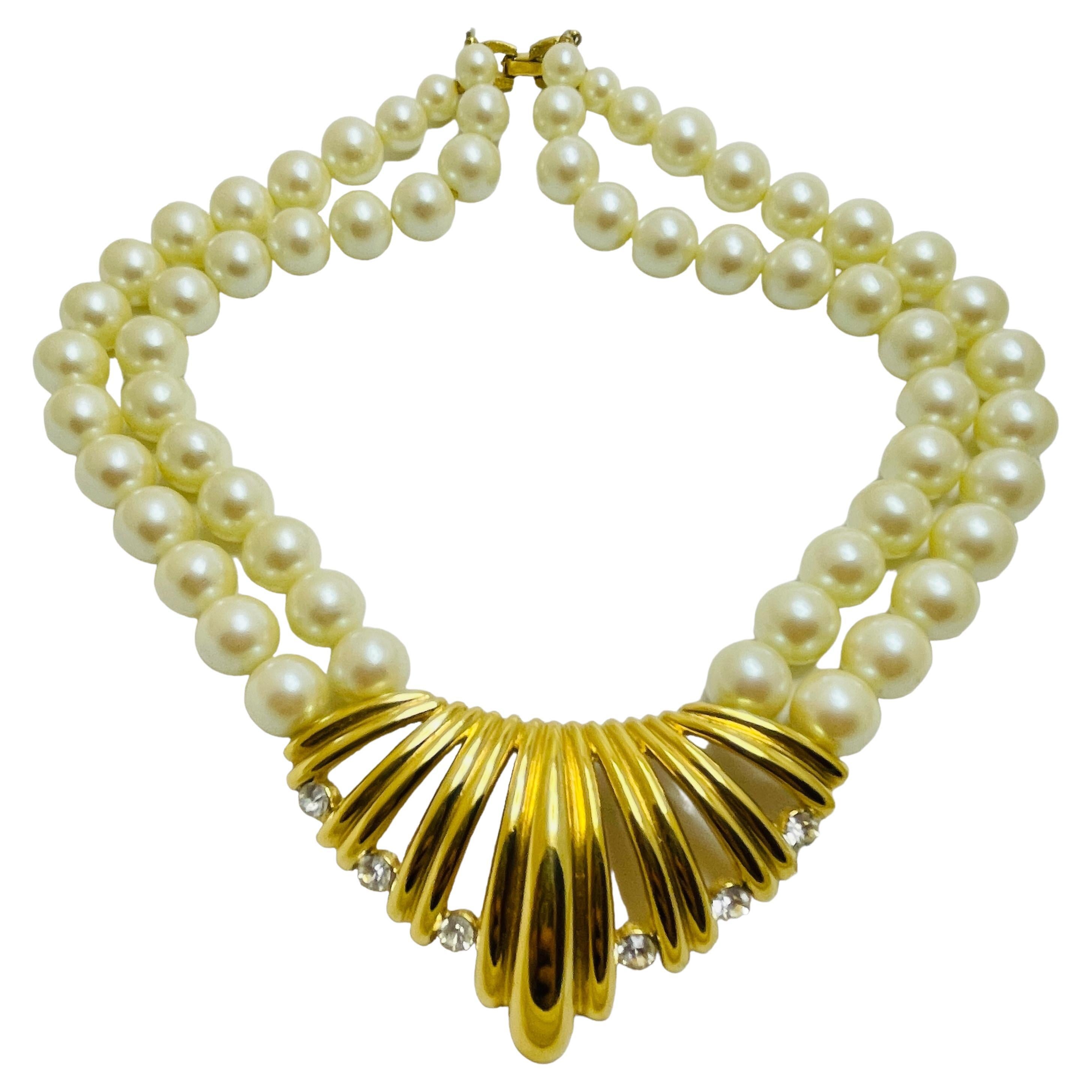 AVON vintage gold rhinestone pearls designer runway necklace For Sale