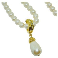 AVON collana vintage in oro con perle finte e strass