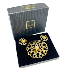 Avon - Ensemble de boucles d'oreilles vintage en perles dorées 'FLOWER BLOSSOM' (fleurs)