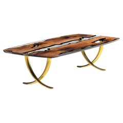Mesa Avorio: Mesa de aluminio martillado inspirada en un colmillo de elefante
